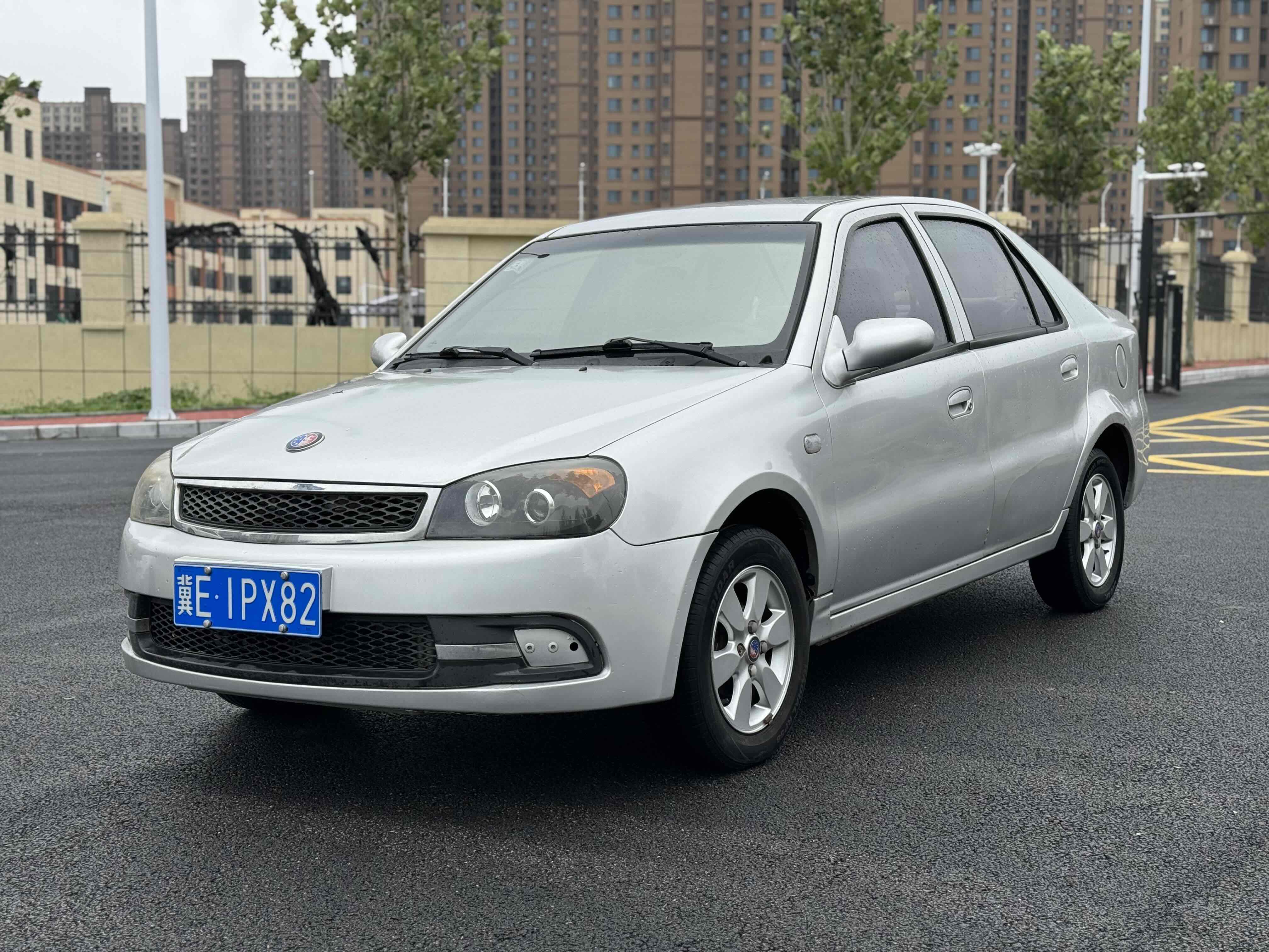 GEELY SC3 2015 GEELY SC3 2015 car image