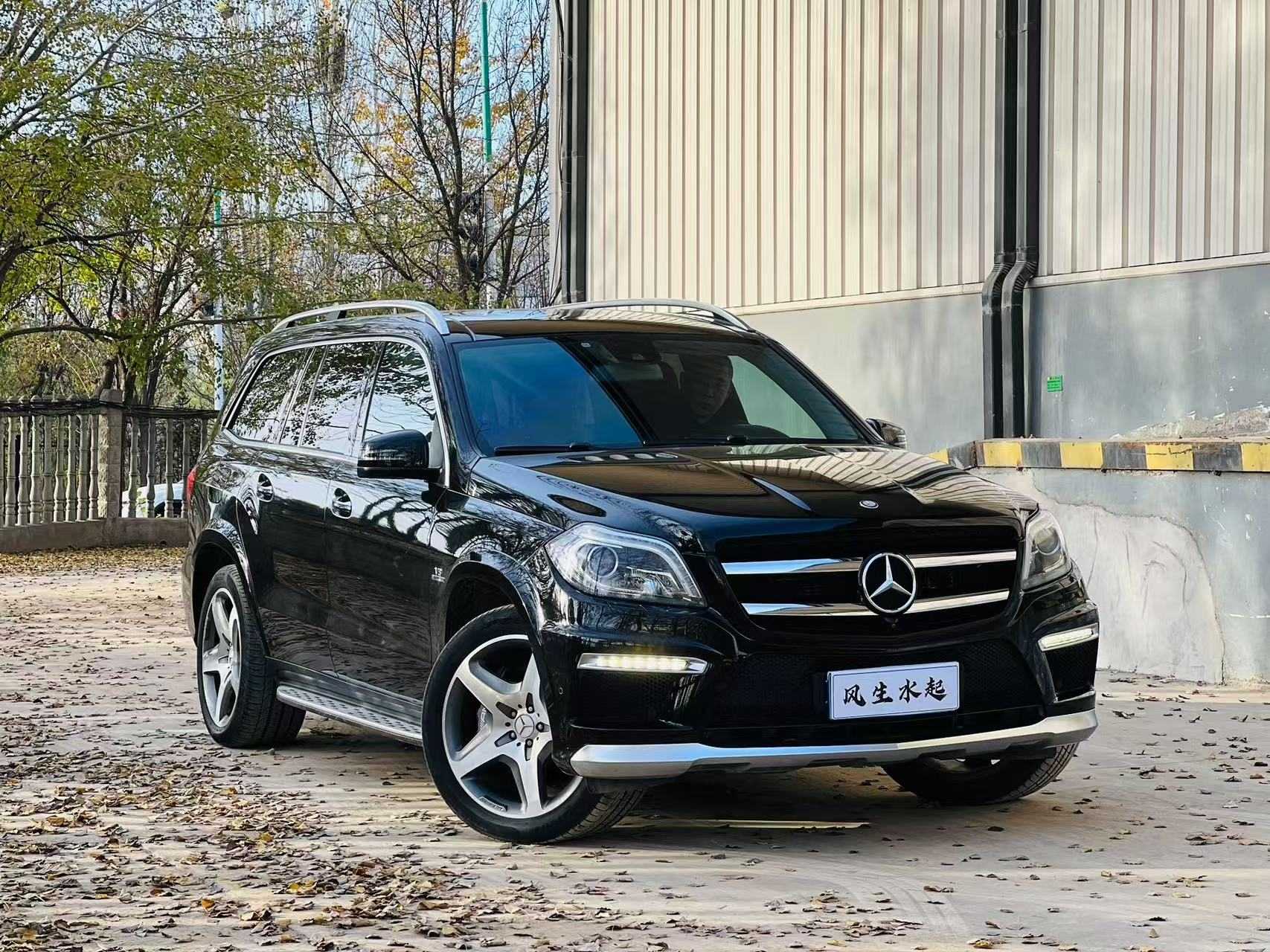 Mercedes-Benz GL AMG 2015 immagine di auto 