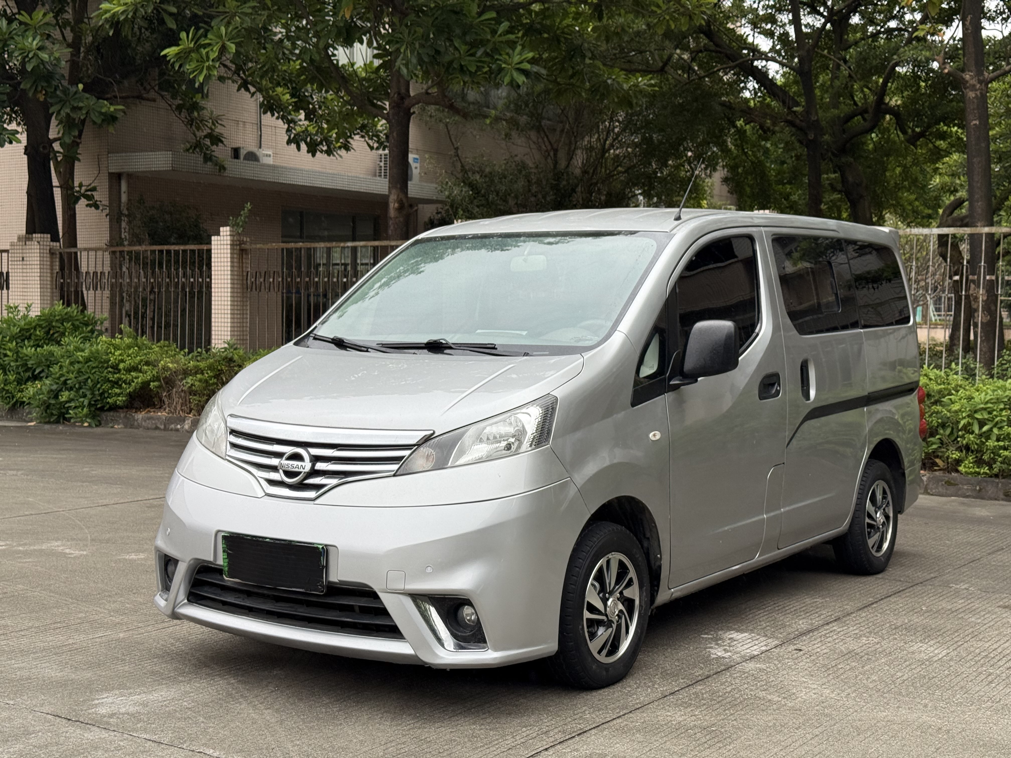 Nissan NV200 2016 汽车图片 