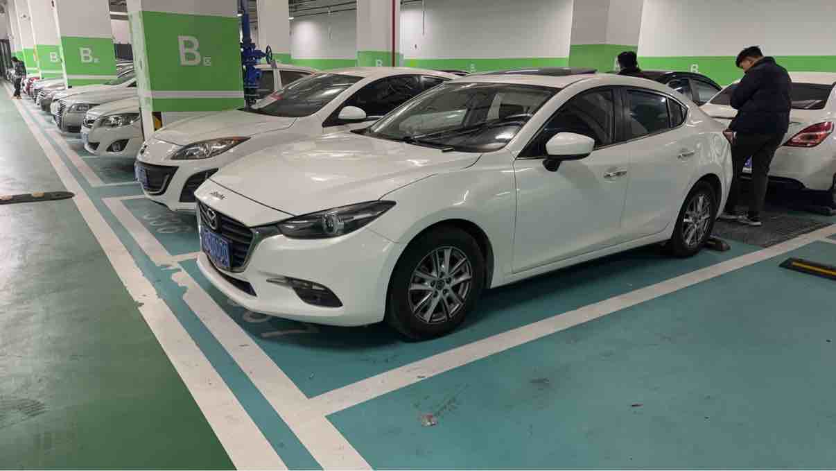 Mazda 3 Axela 2017 汽车图片 