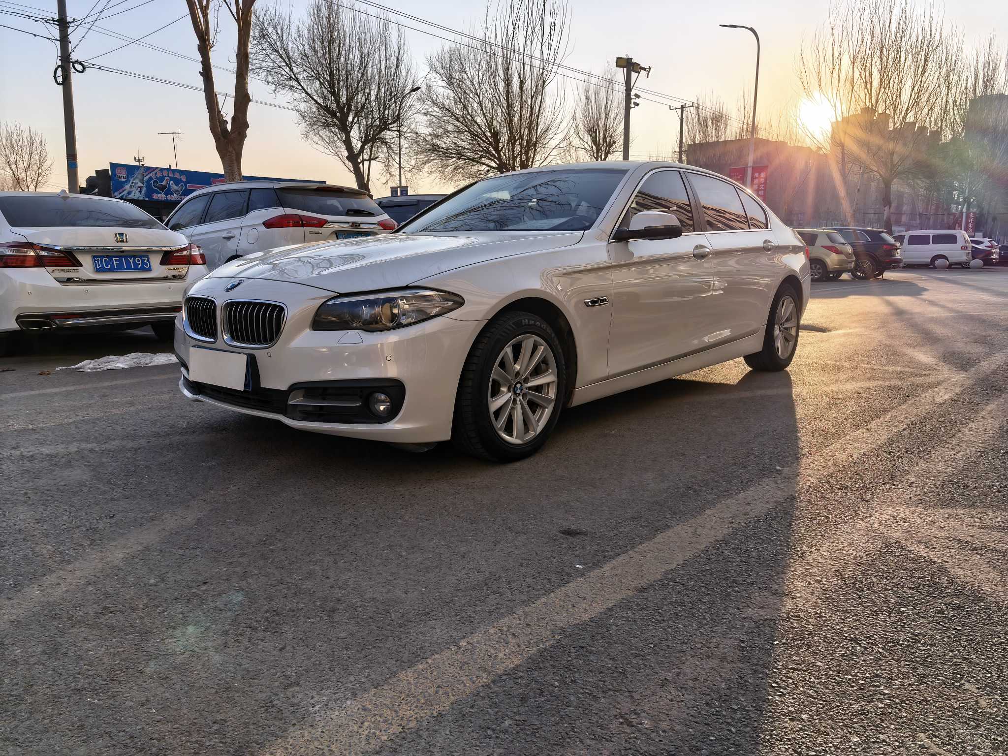 BMW 5 Series 2015 car image 