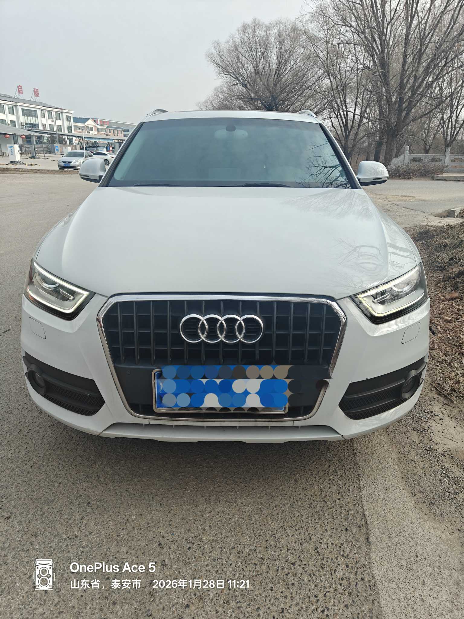 Audi Q3 2016 car image 