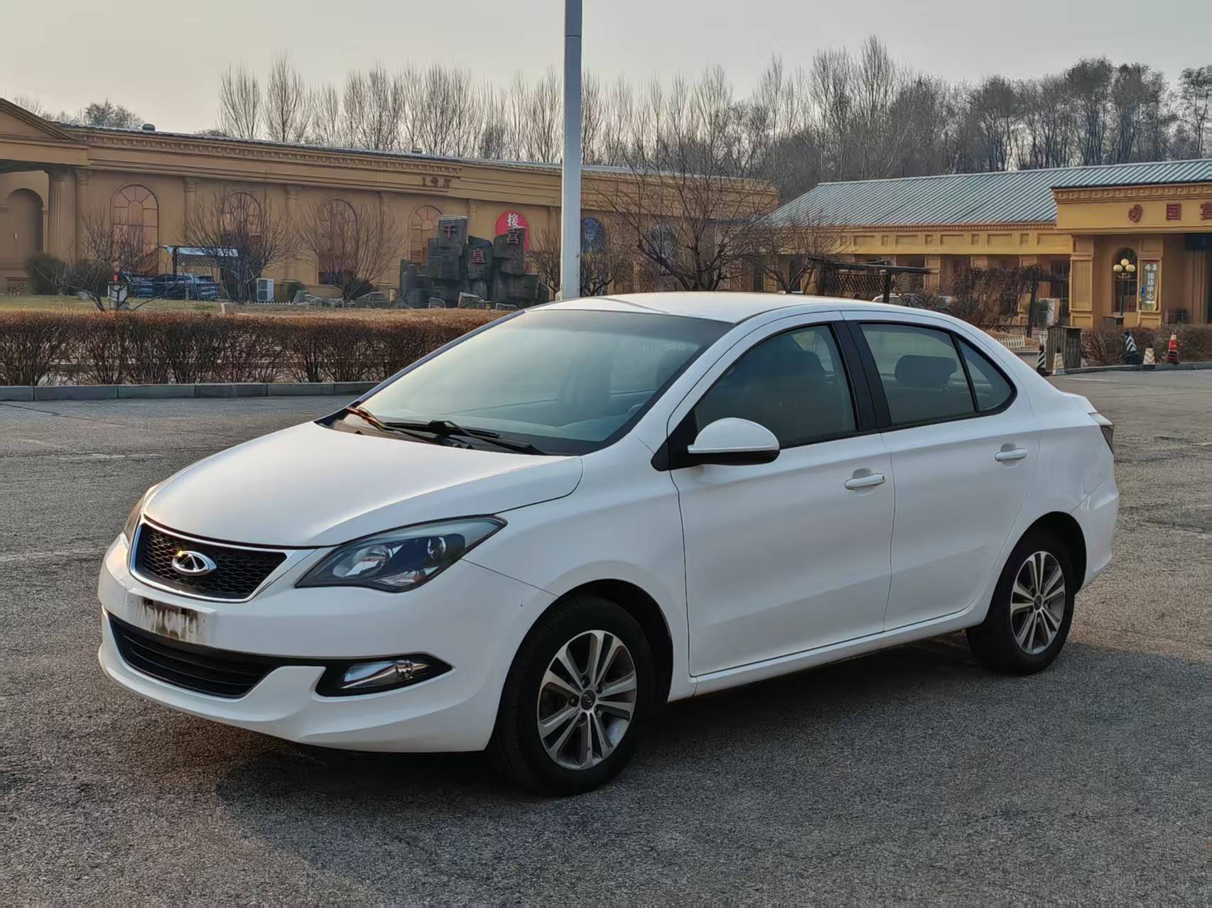 Chery Arrizo 3 2015 car image 