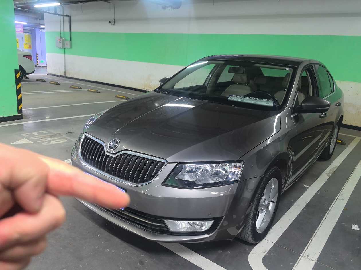 Skoda Octavia 2015 Skoda Octavia 2015 car image
