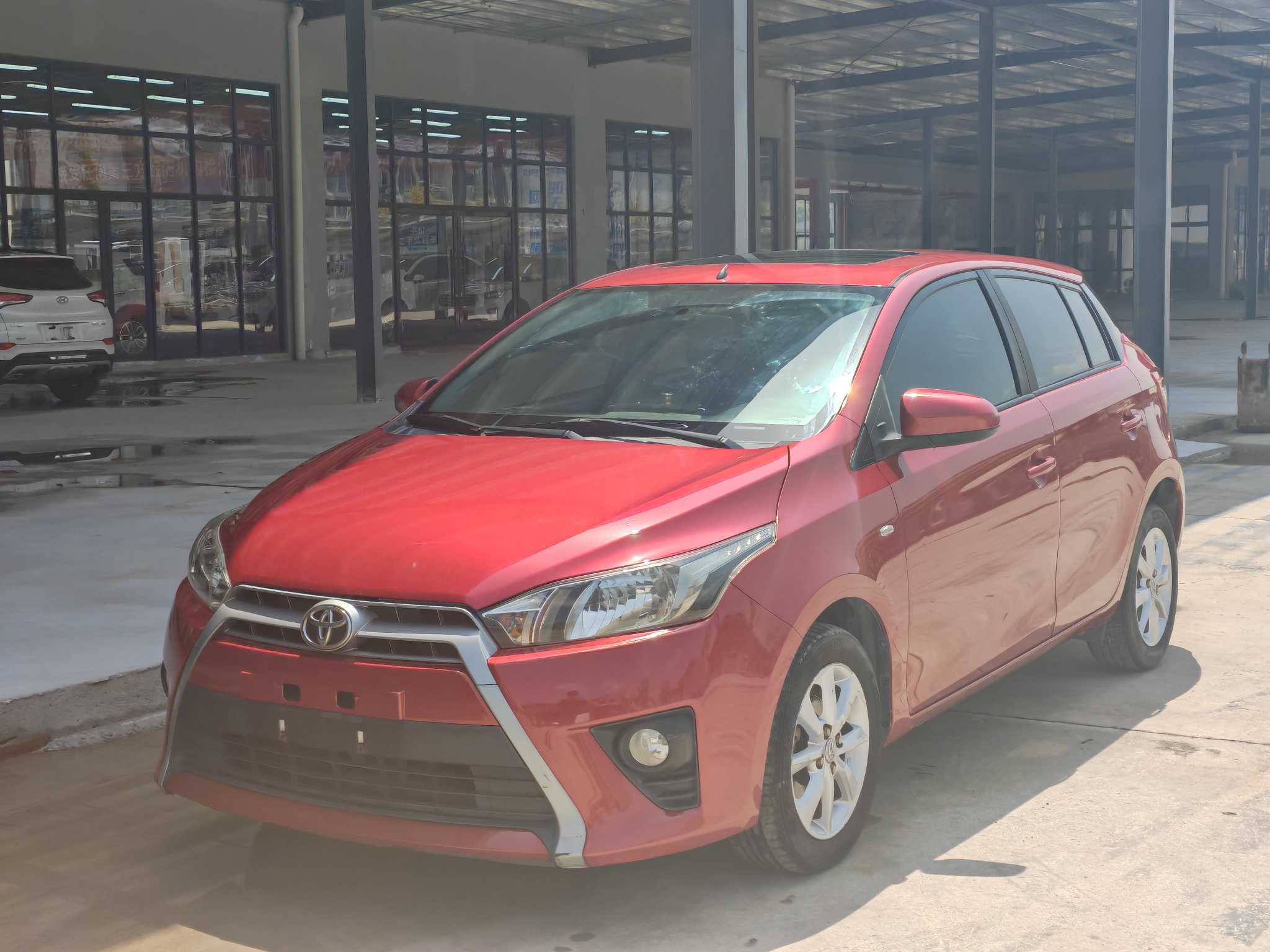 Yaris L Zhixuan 2015 car image 