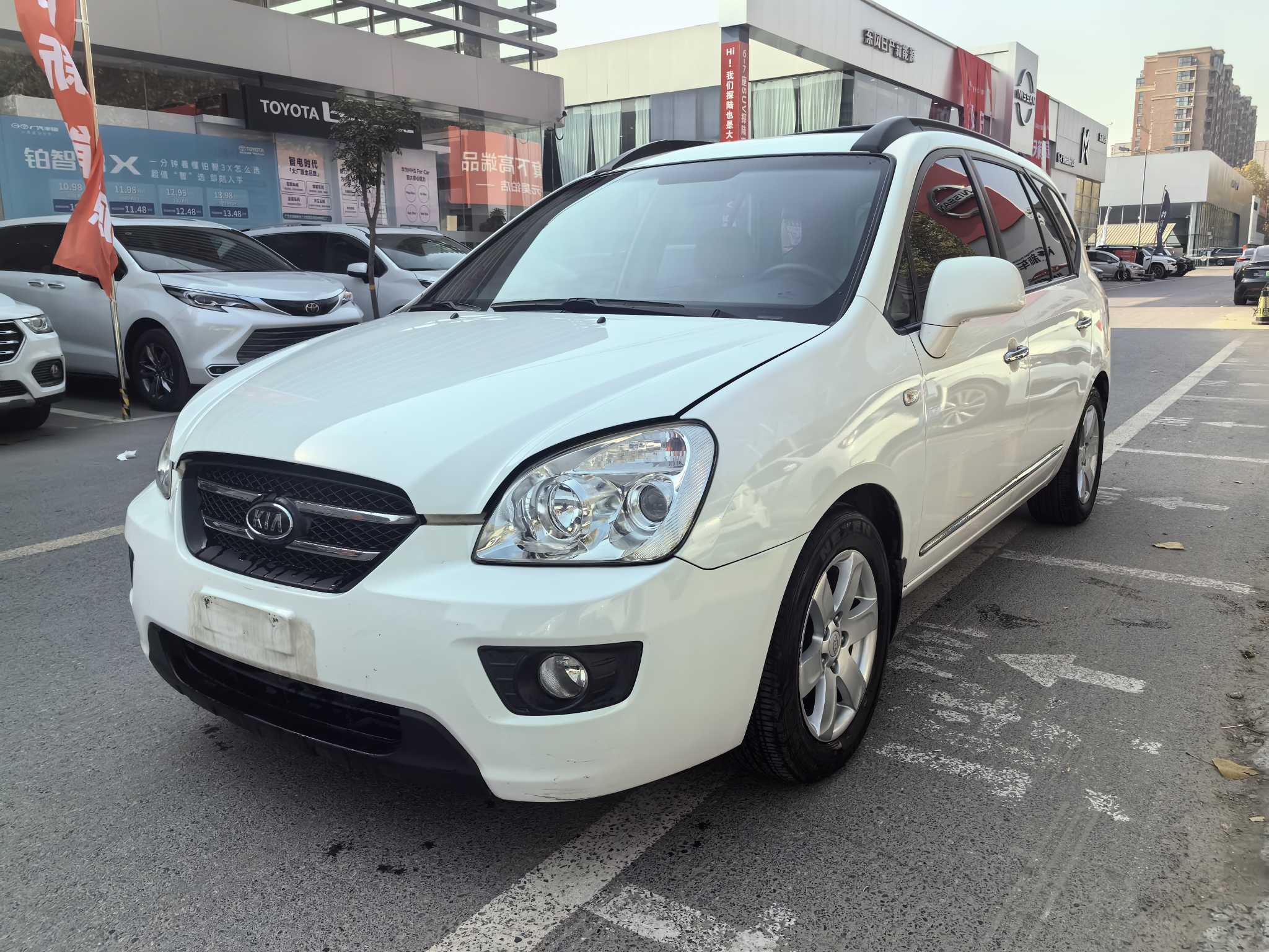 Kia Carens 2008 汽车图片 