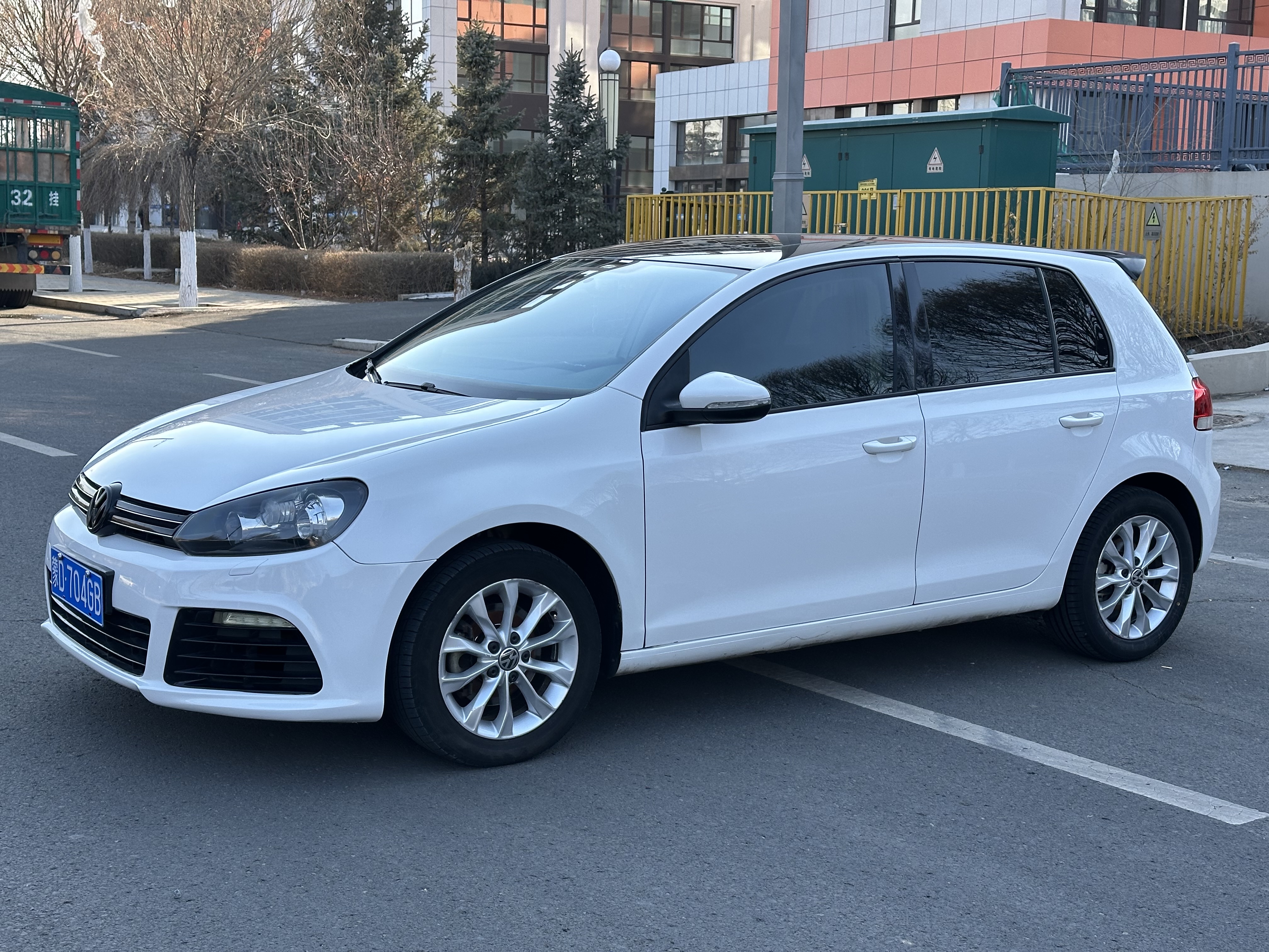 Volkswagen Golf 2013 Volkswagen Golf 2013 car image