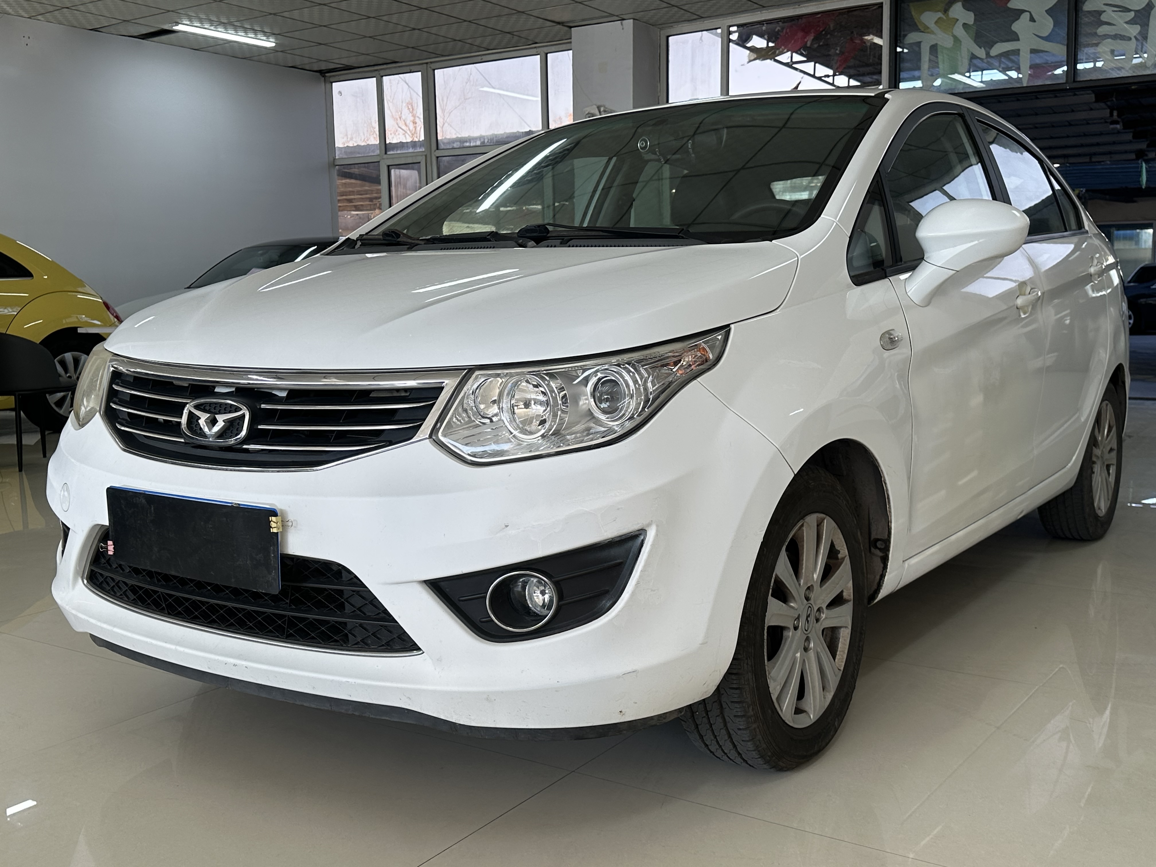 Kaiyi C3 2015 car image 