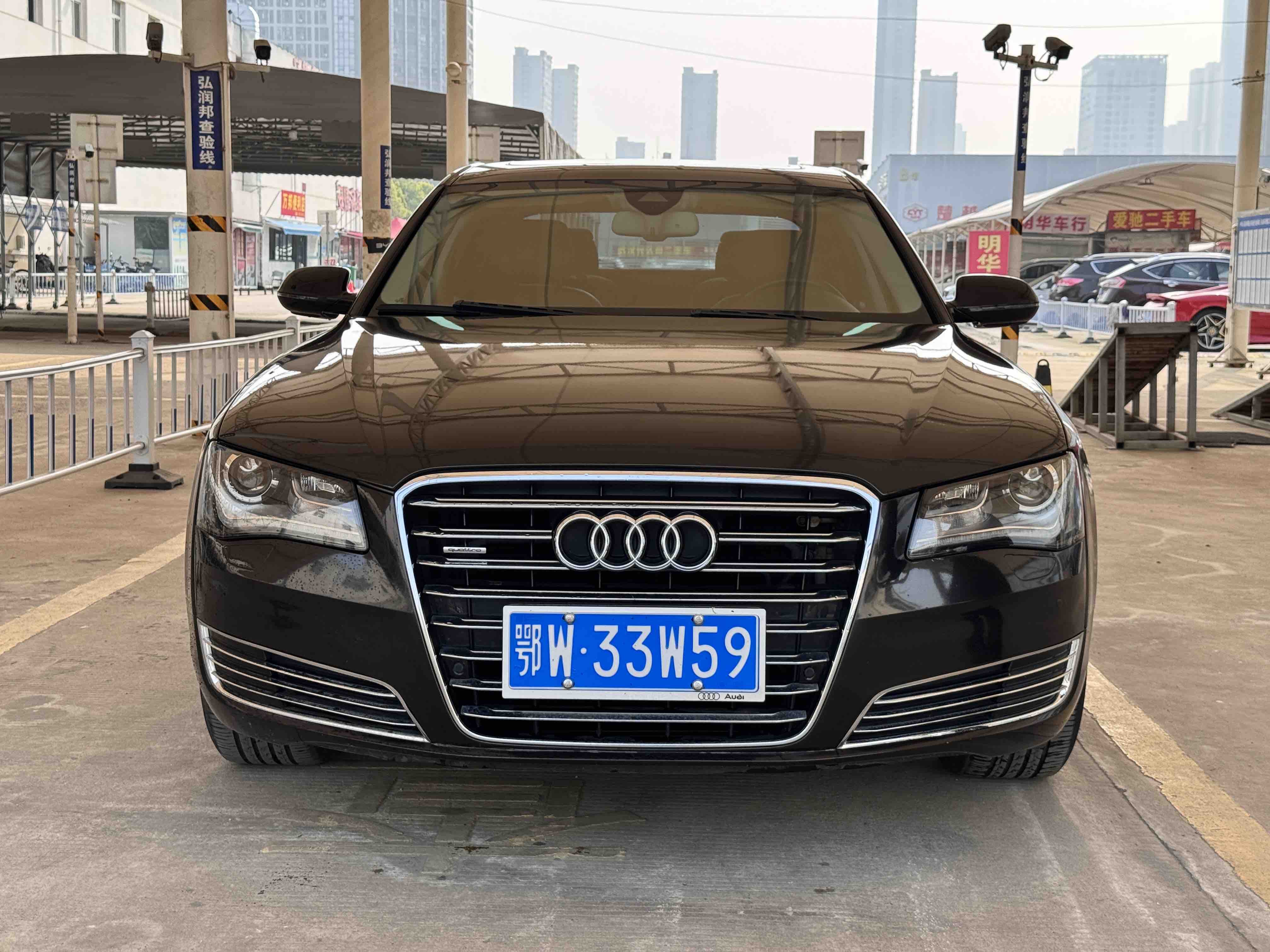 Audi A8 2013 汽车图片 