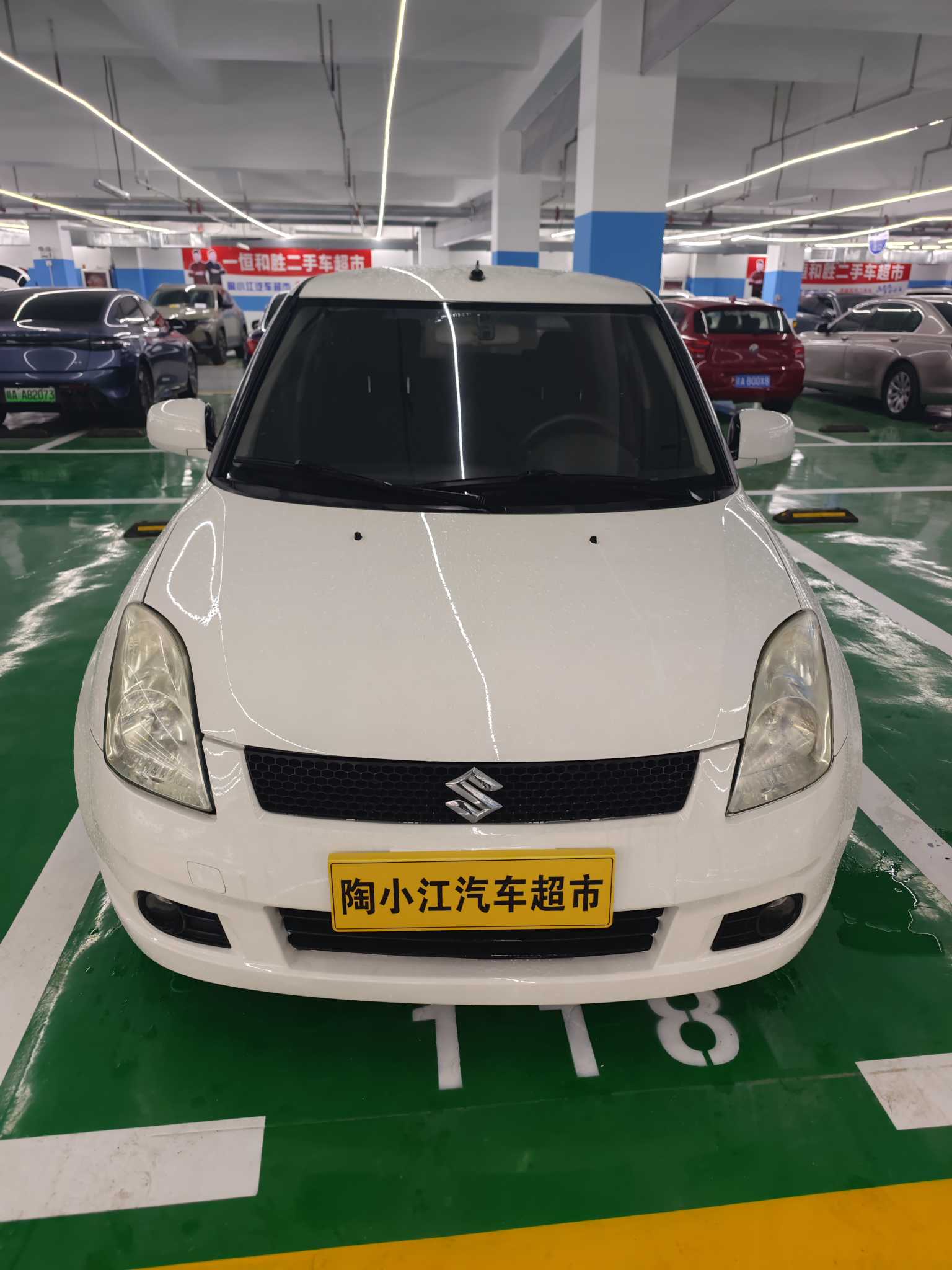 Suzuki Swift 2010 car image 