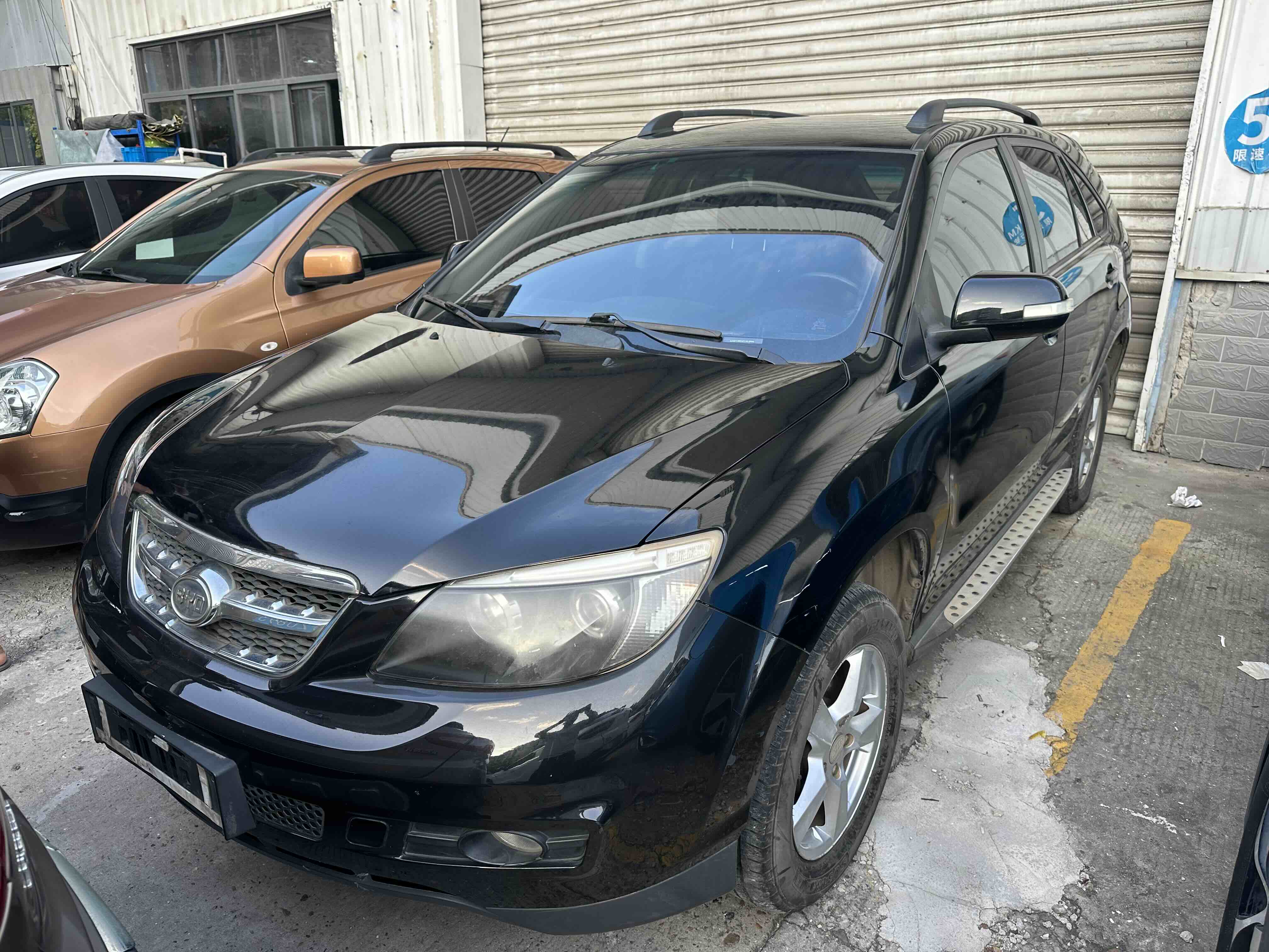 BYD S6 2015 car image 
