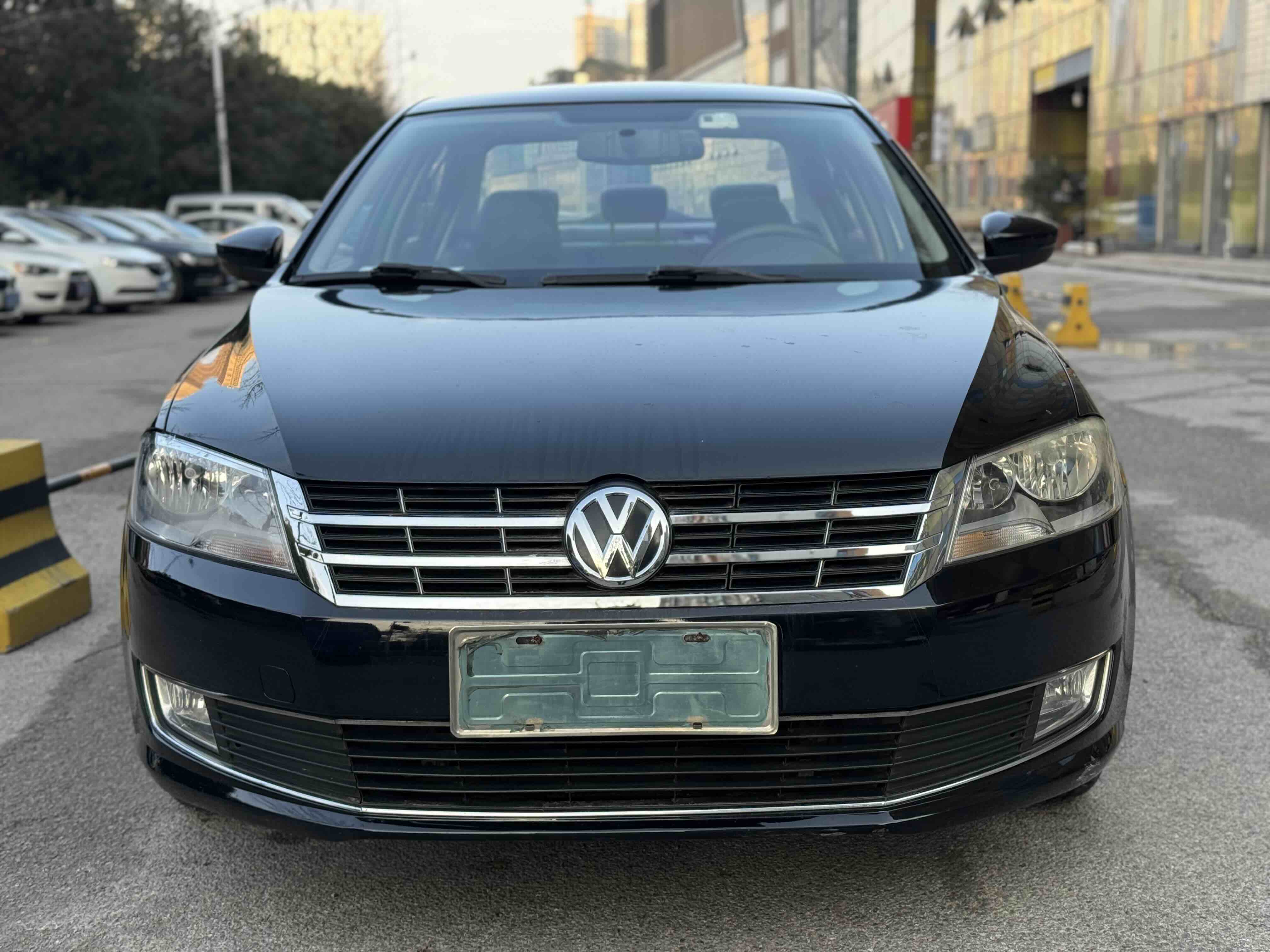 Volkswagen Lavida 2013 car image 