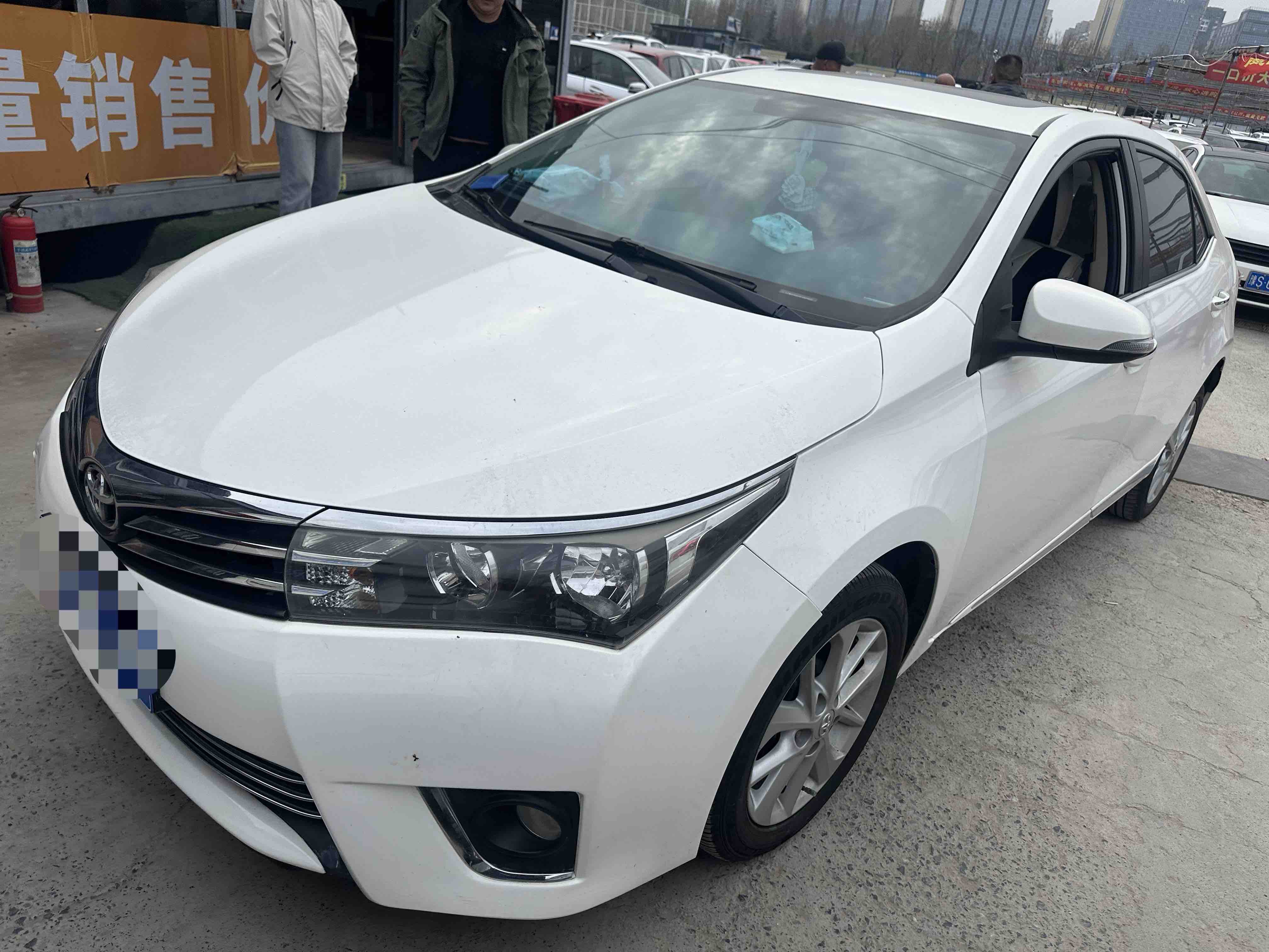 Toyota Corolla 2014 Toyota Corolla 2014 car image