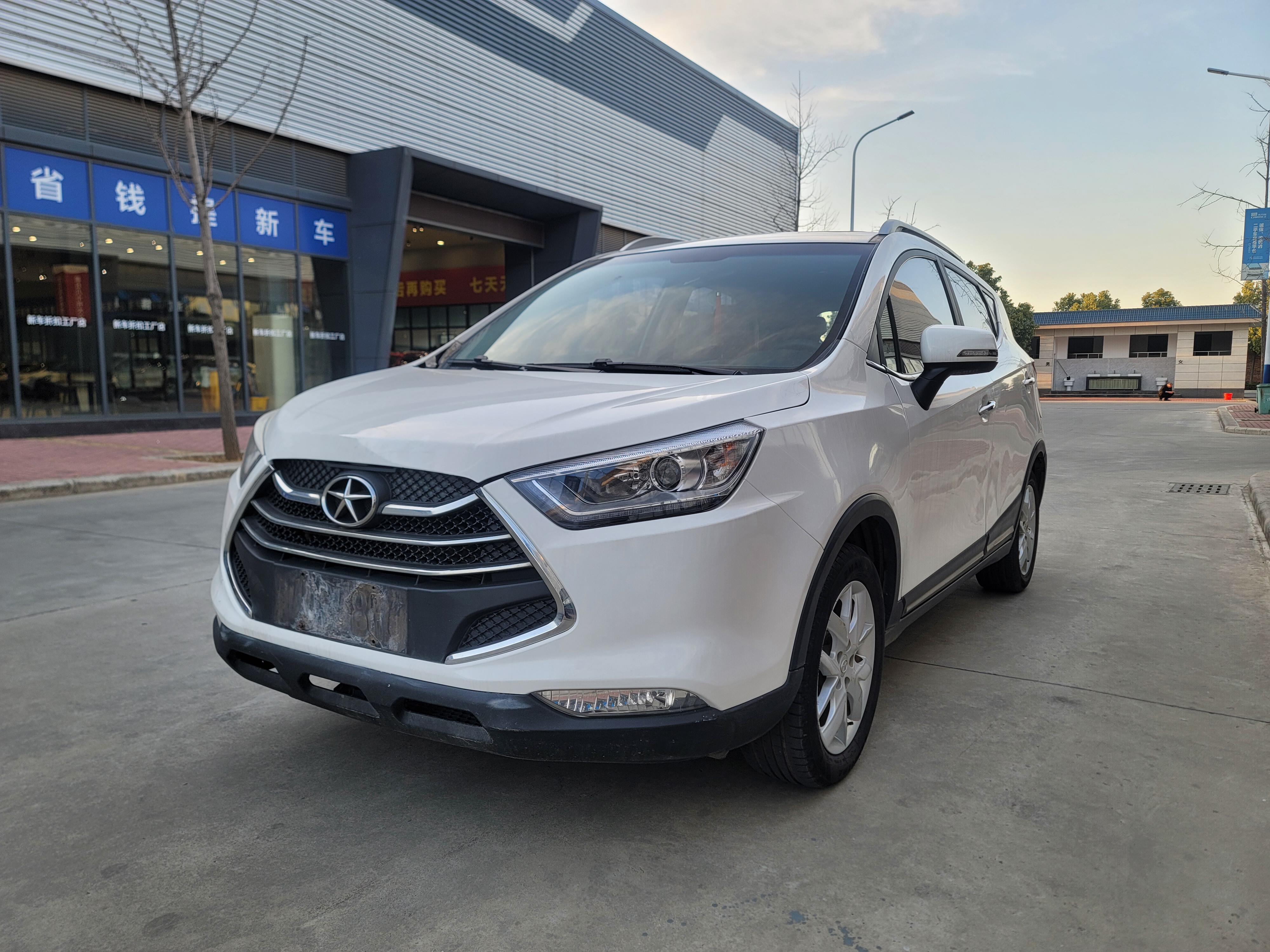JAC 2015 JAC 2015 car image