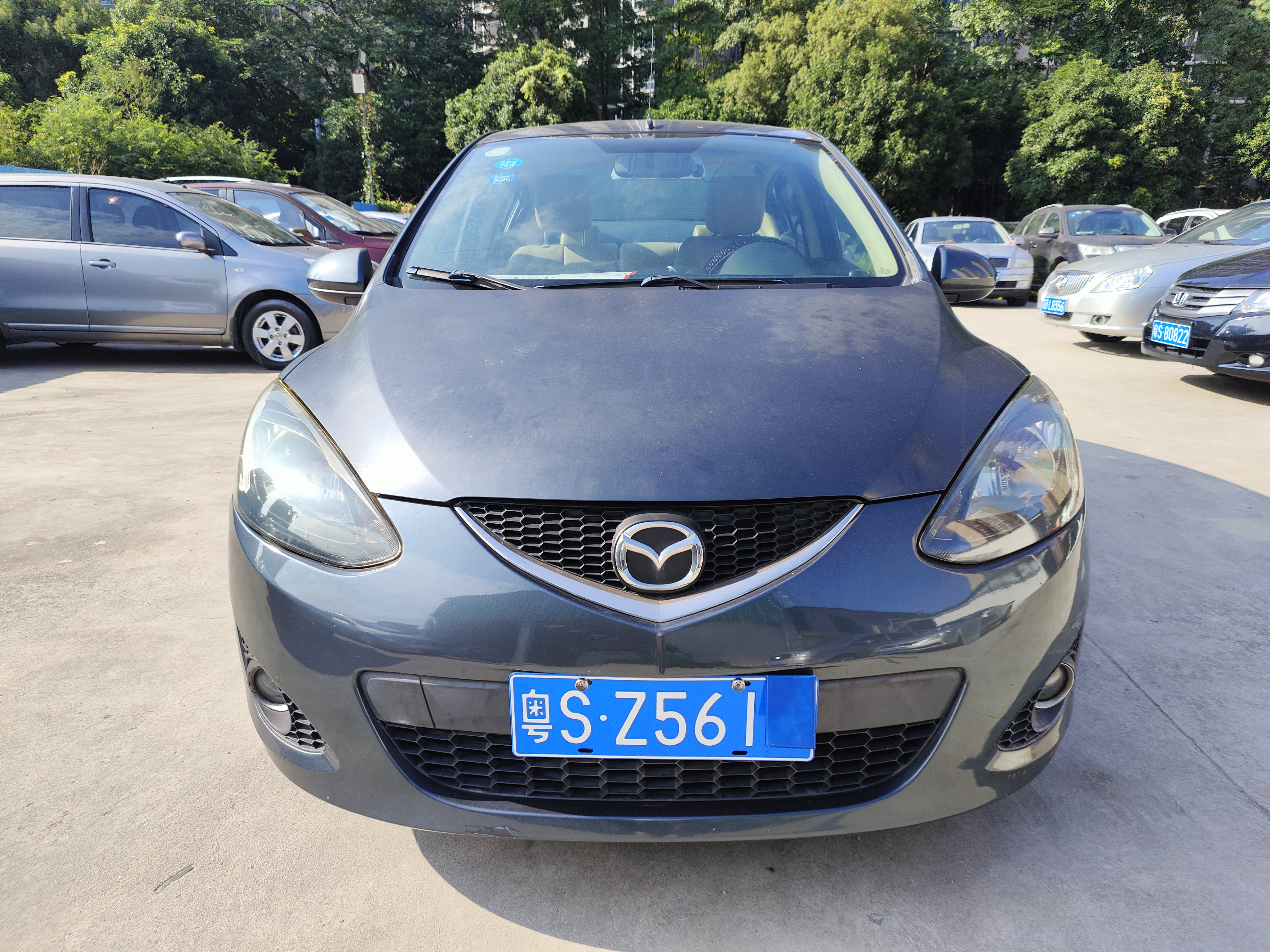 Mazda 2 Sedan 2009 汽车图片 