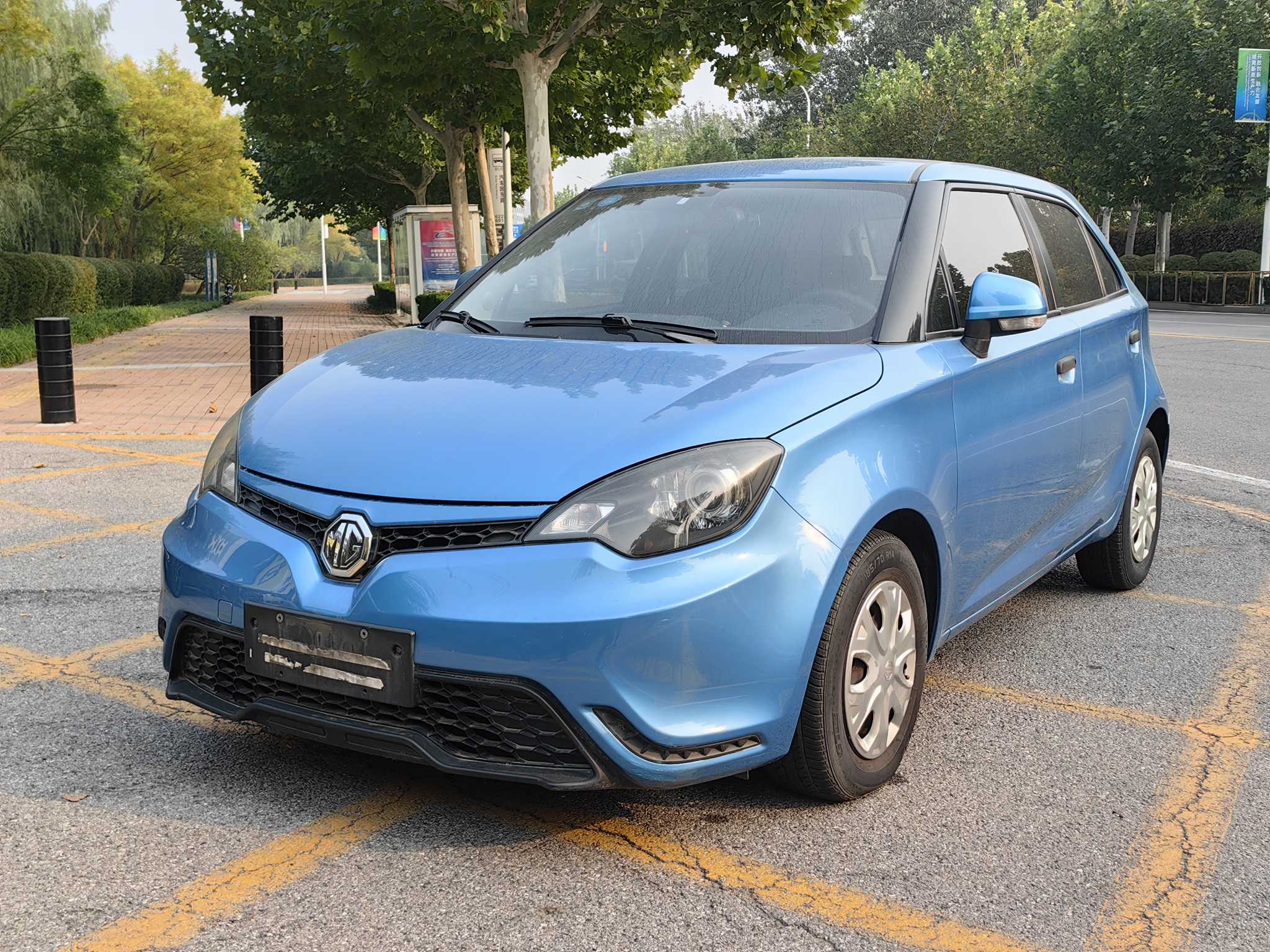 3 2015 3 2015 car image