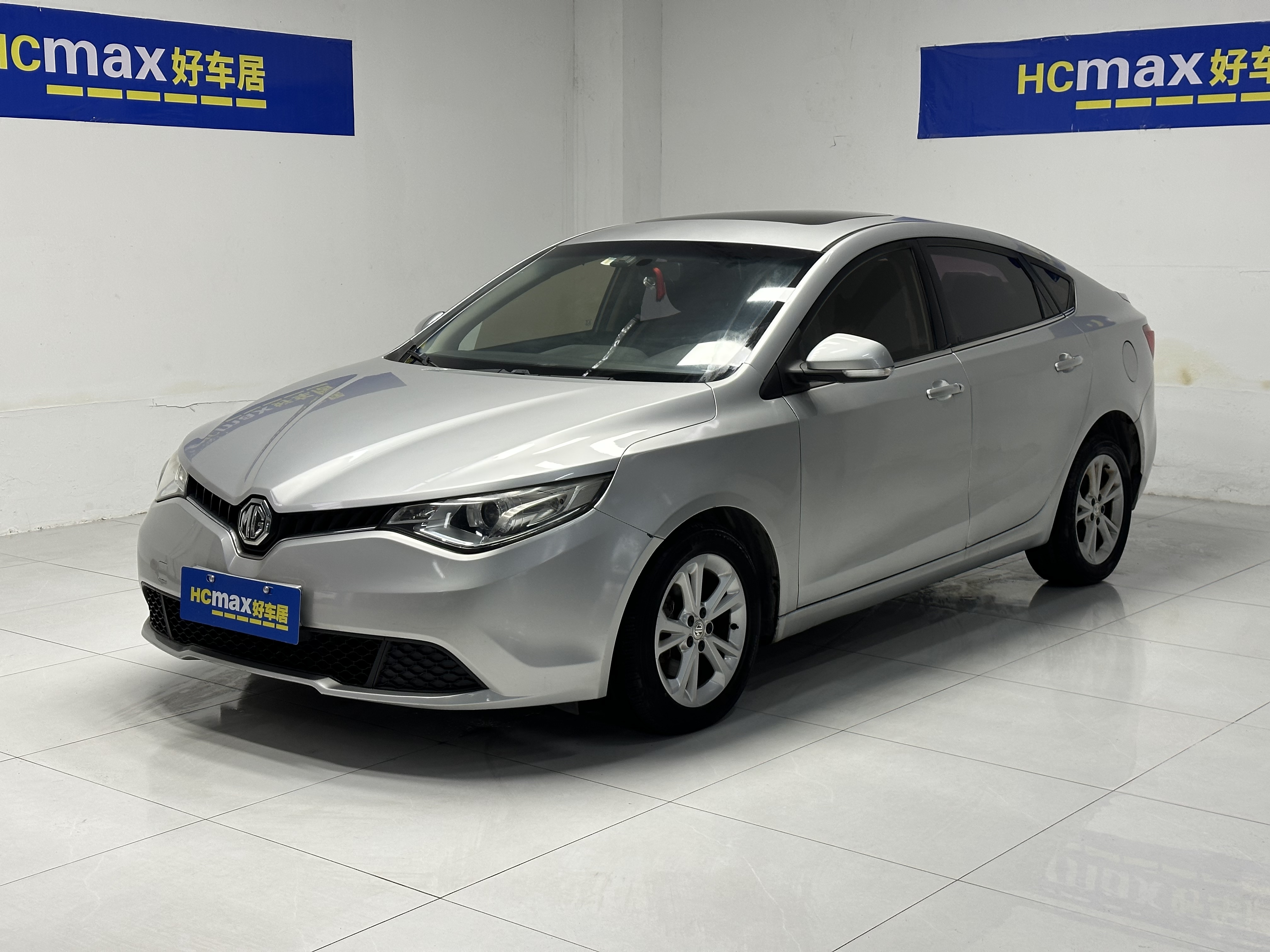 MG GT 2016 MG GT 2016 car image