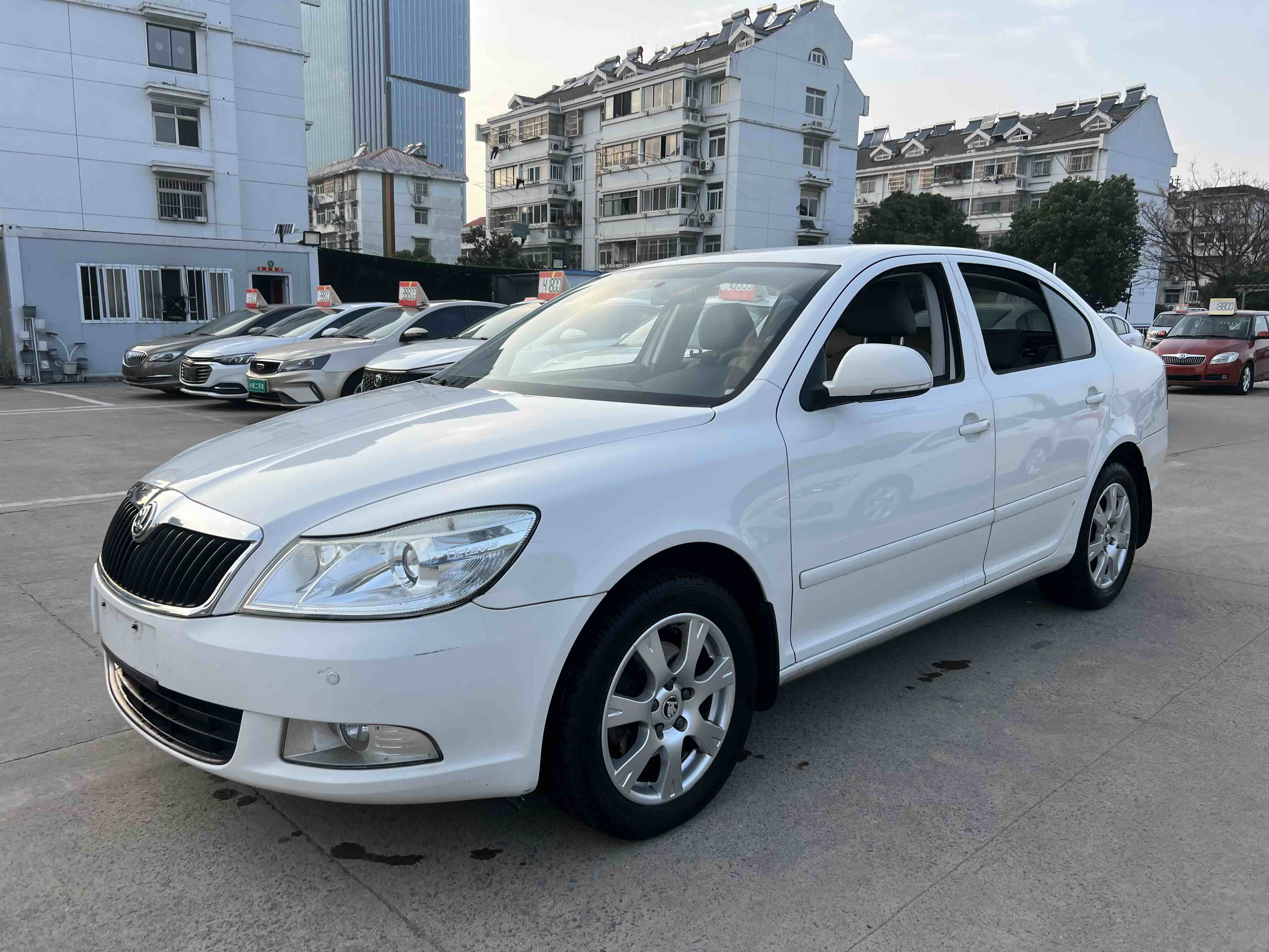 Skoda Octavia 2015 immagine di auto 
