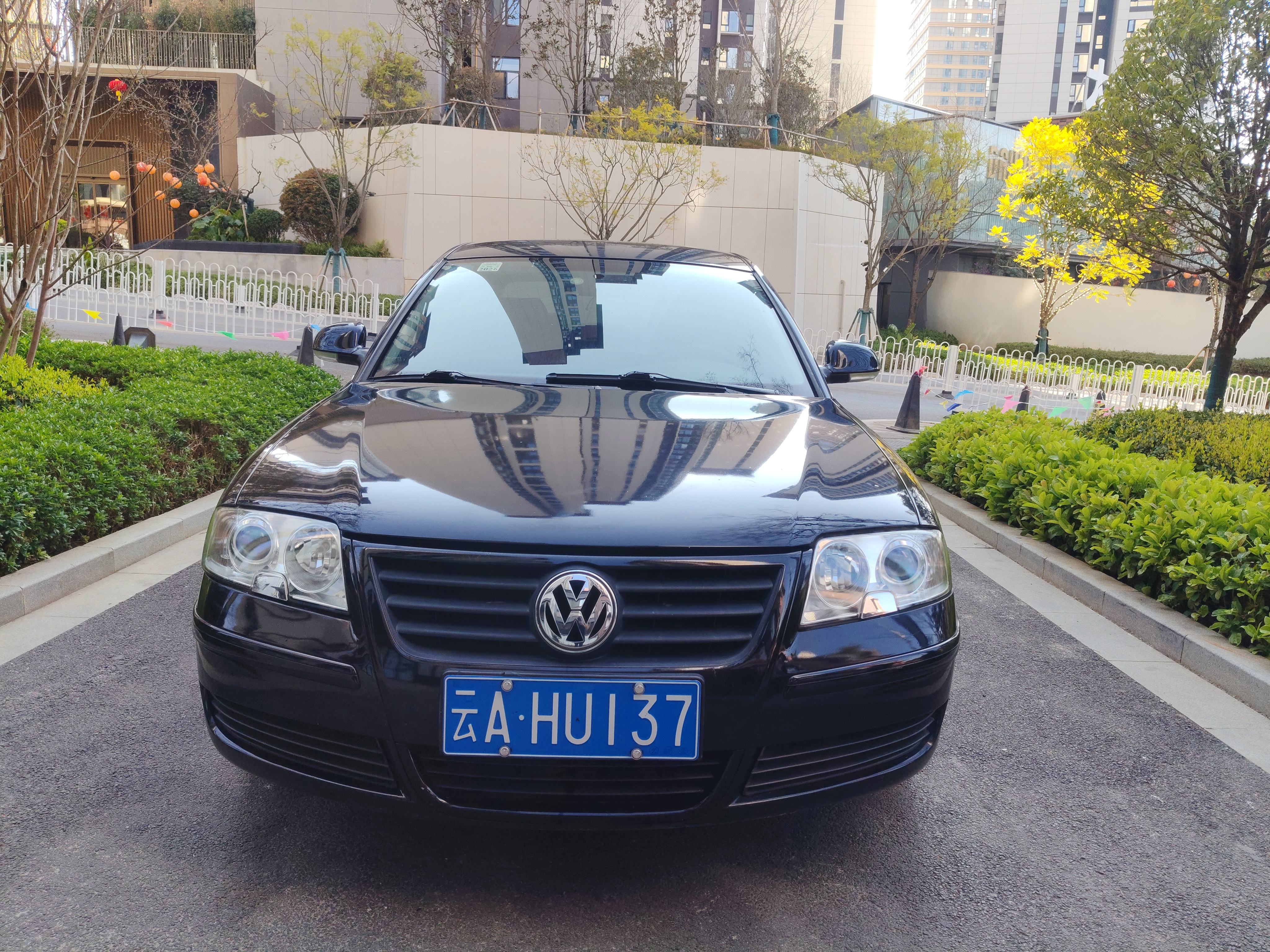 Volkswagen Passat Lingyu 2011 car image 