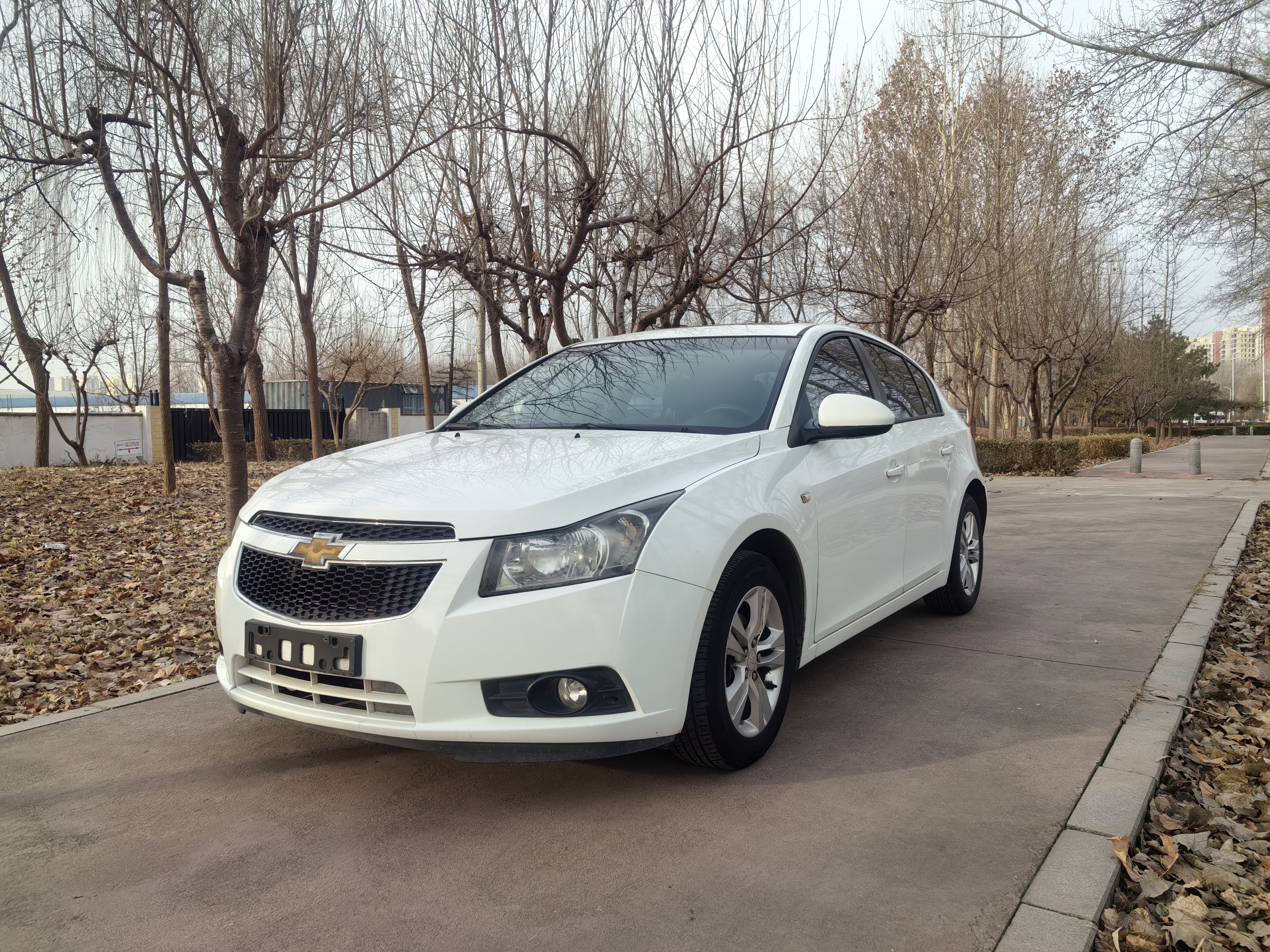 Chevrolet Cruze 2014 immagine di auto 