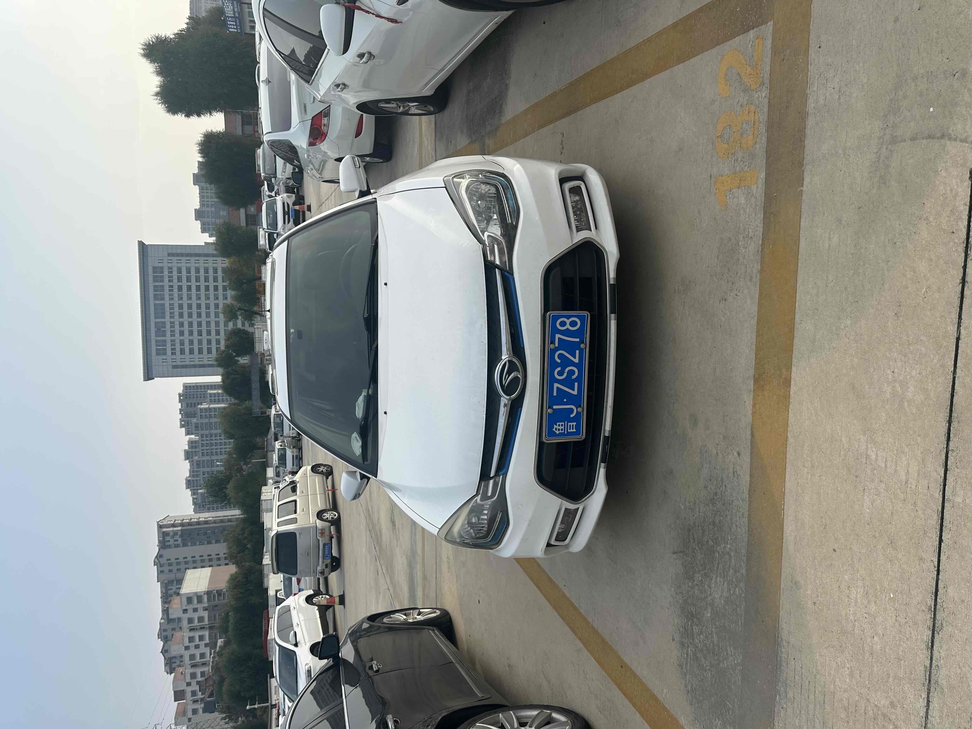 Soueast V3 Lingyue 2016 Soueast V3 Lingyue 2016 car image