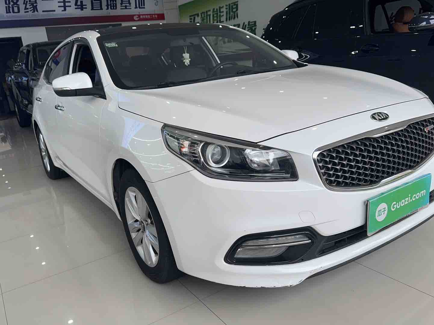 Kia K4 2015 汽车图片 