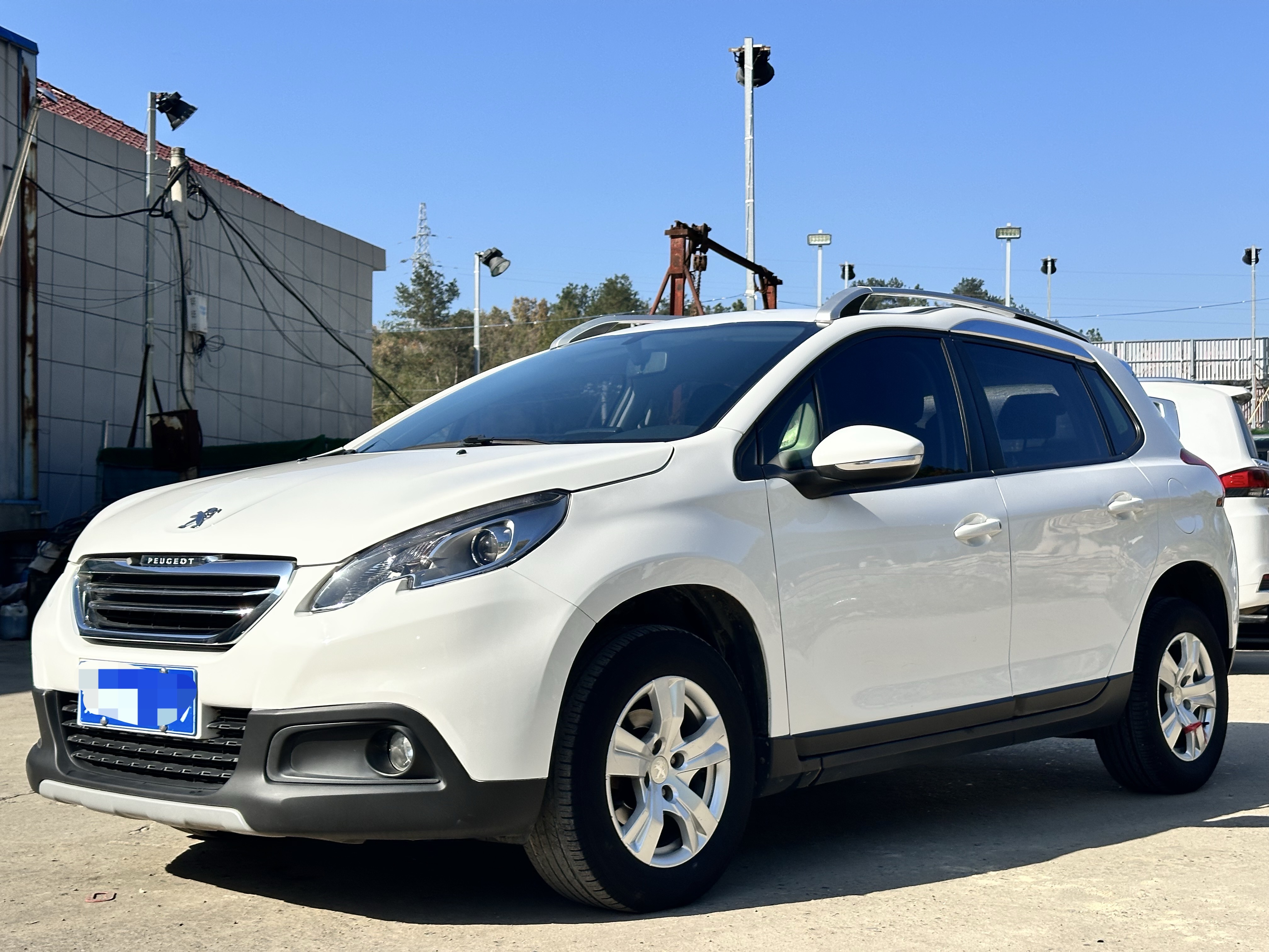 Peugeot 2008 2015 汽车图片 