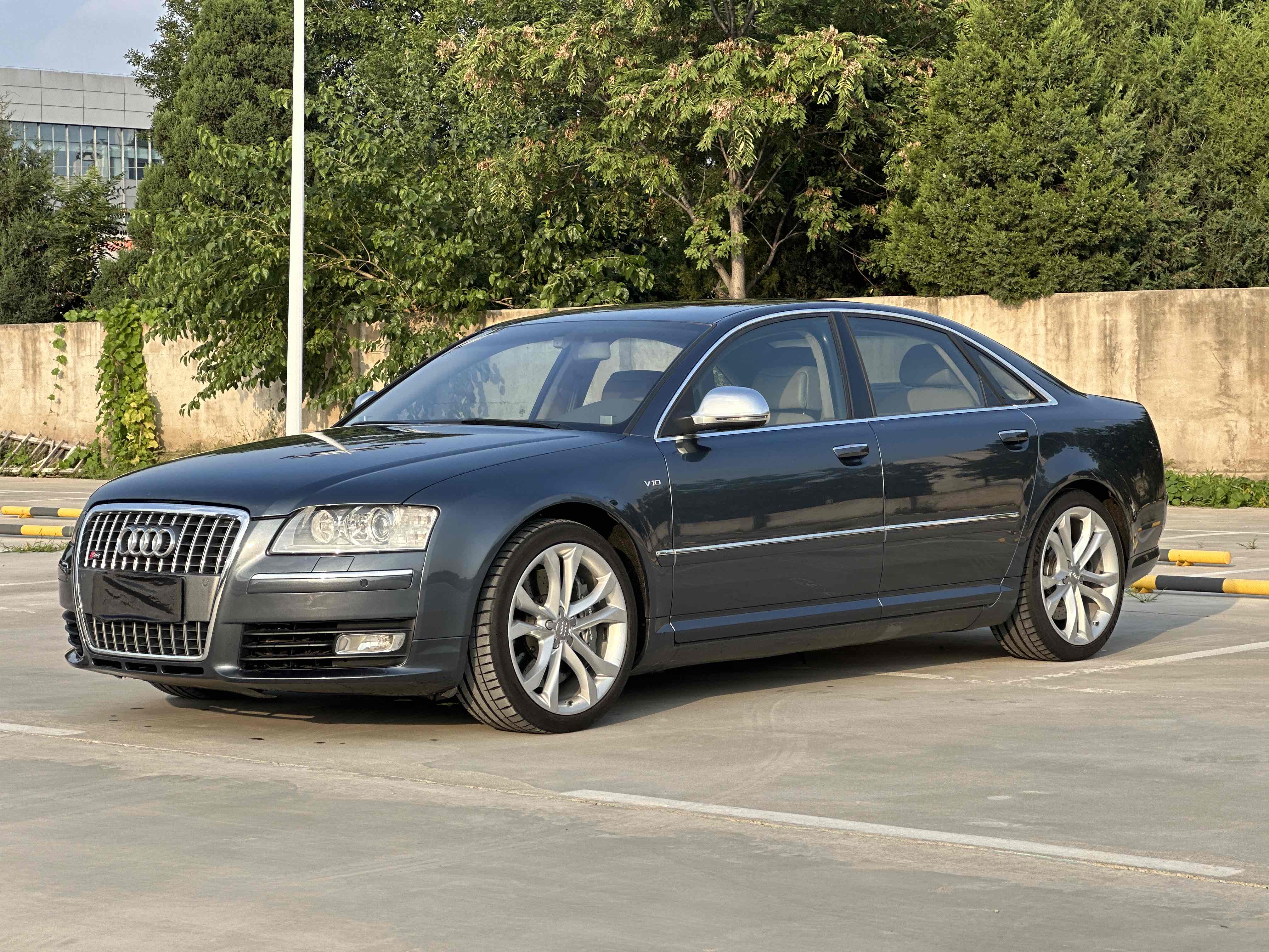 Audi S8 2008 car image 