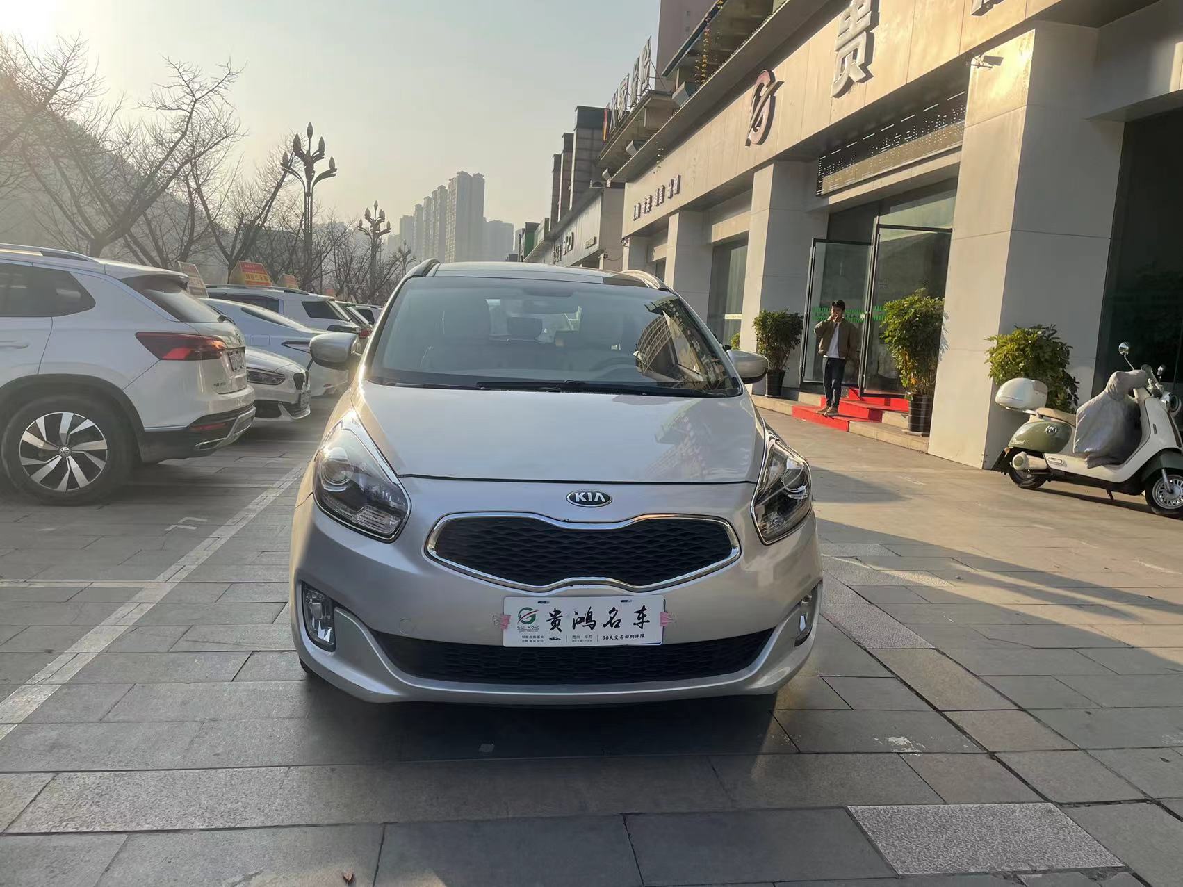 Kia Carens 2014 汽车图片 