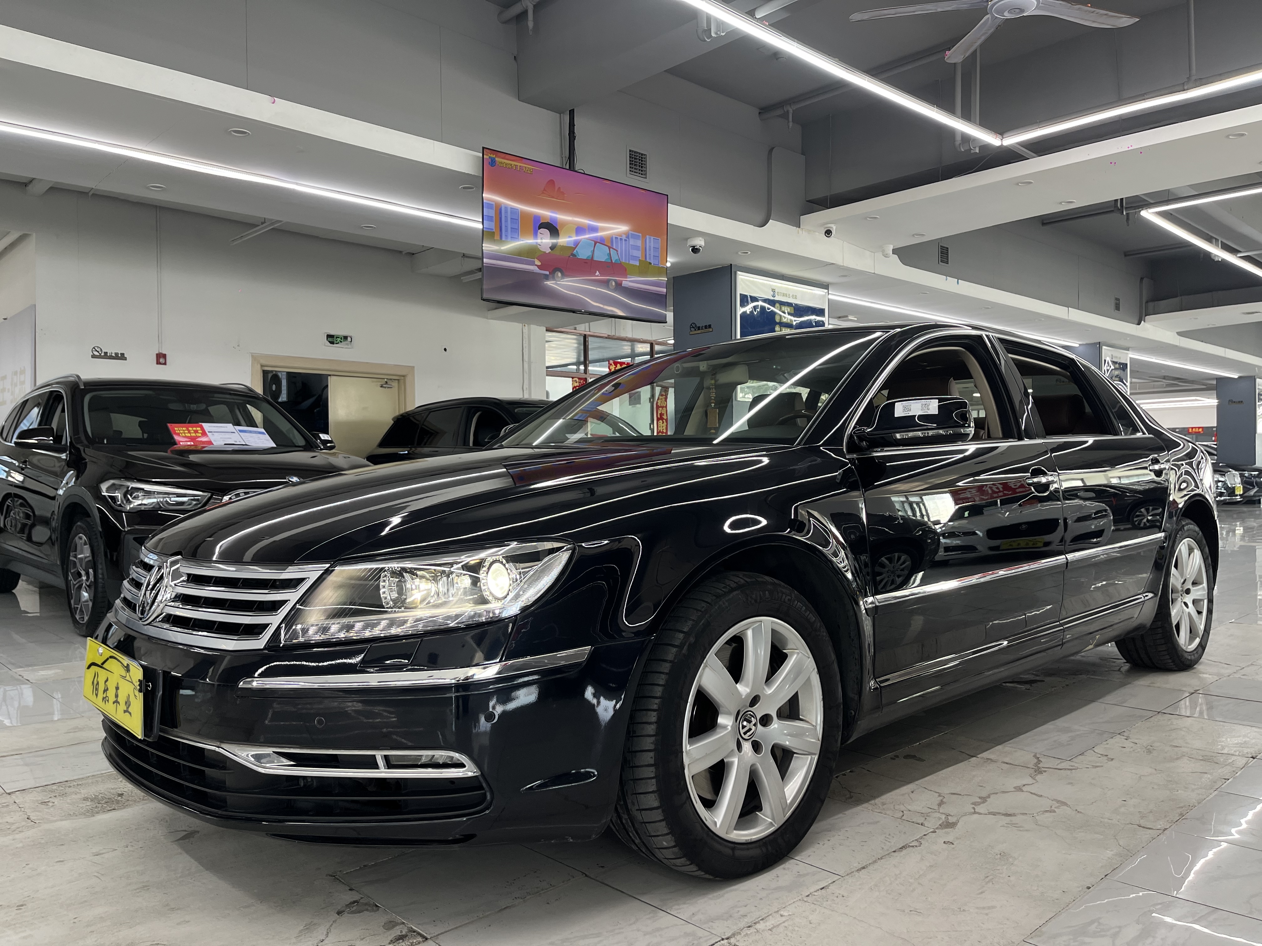 Volkswagen Pheaton 2014 Volkswagen Pheaton 2014 immagine di auto