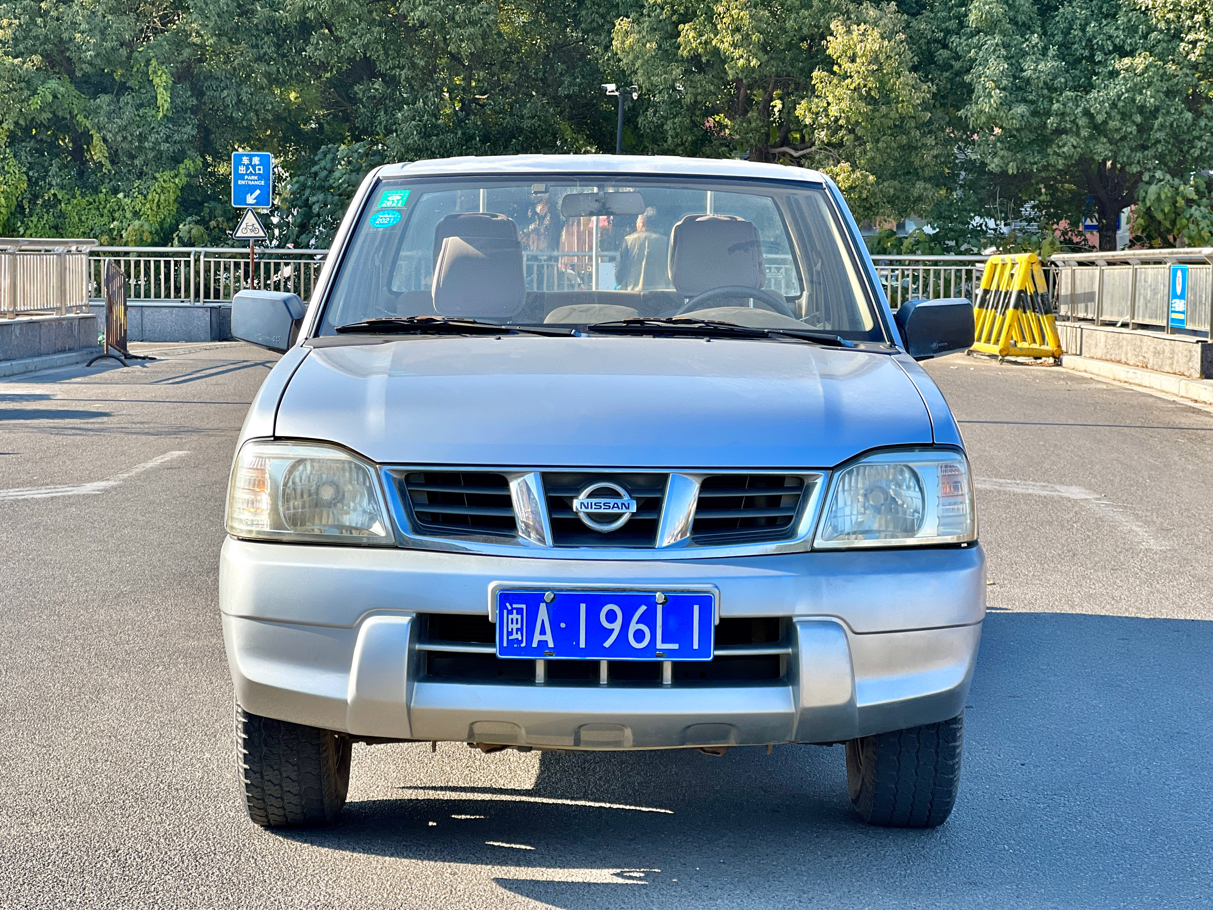 Nissan D22 2012 汽车图片 