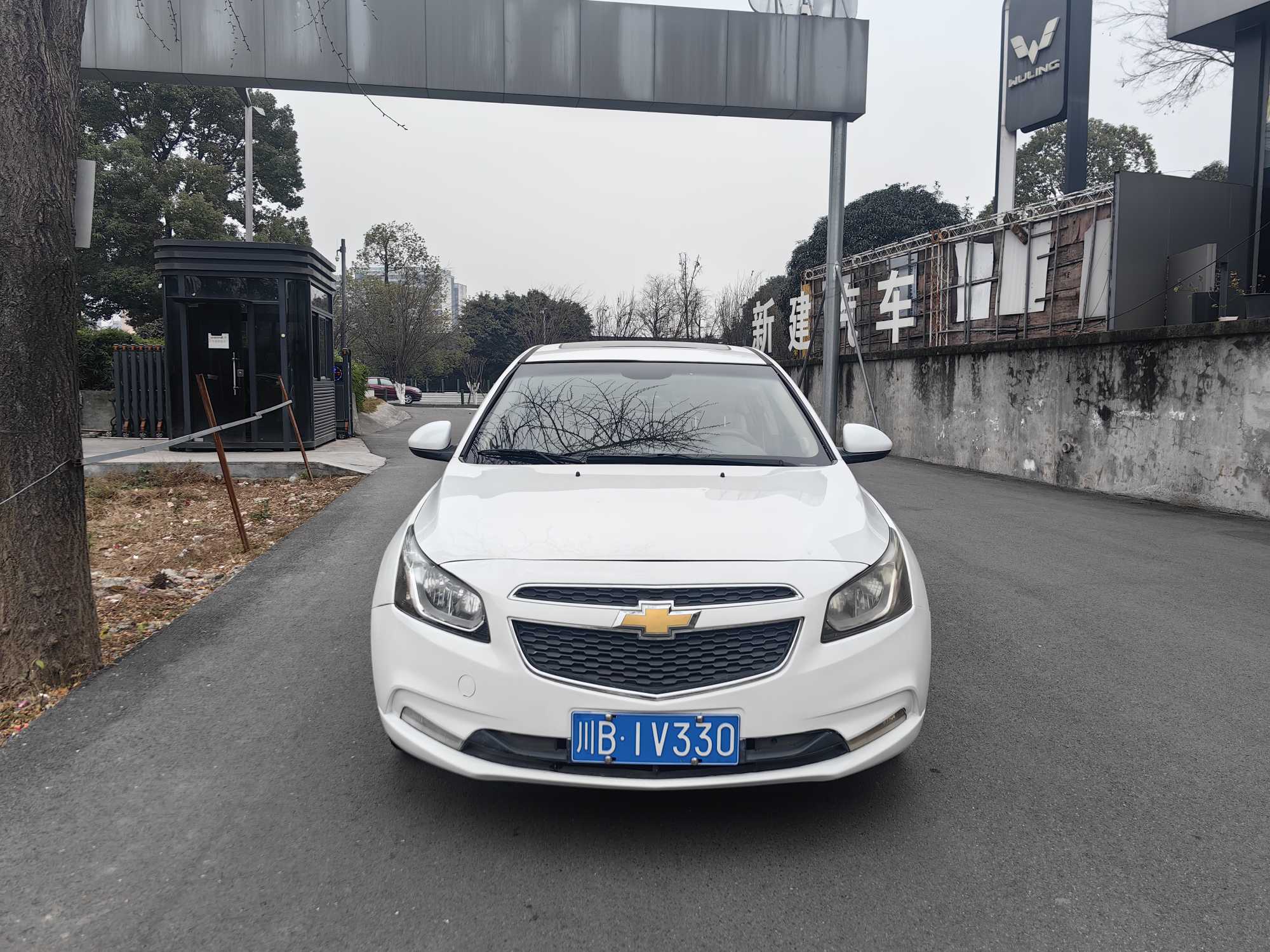 Chevrolet Cruze 2015 immagine di auto 