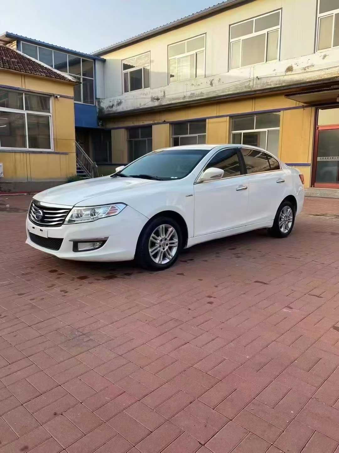 GAC Trumpchi GA5 New Energy 2016 GAC Trumpchi GA5 New Energy 2016 car image