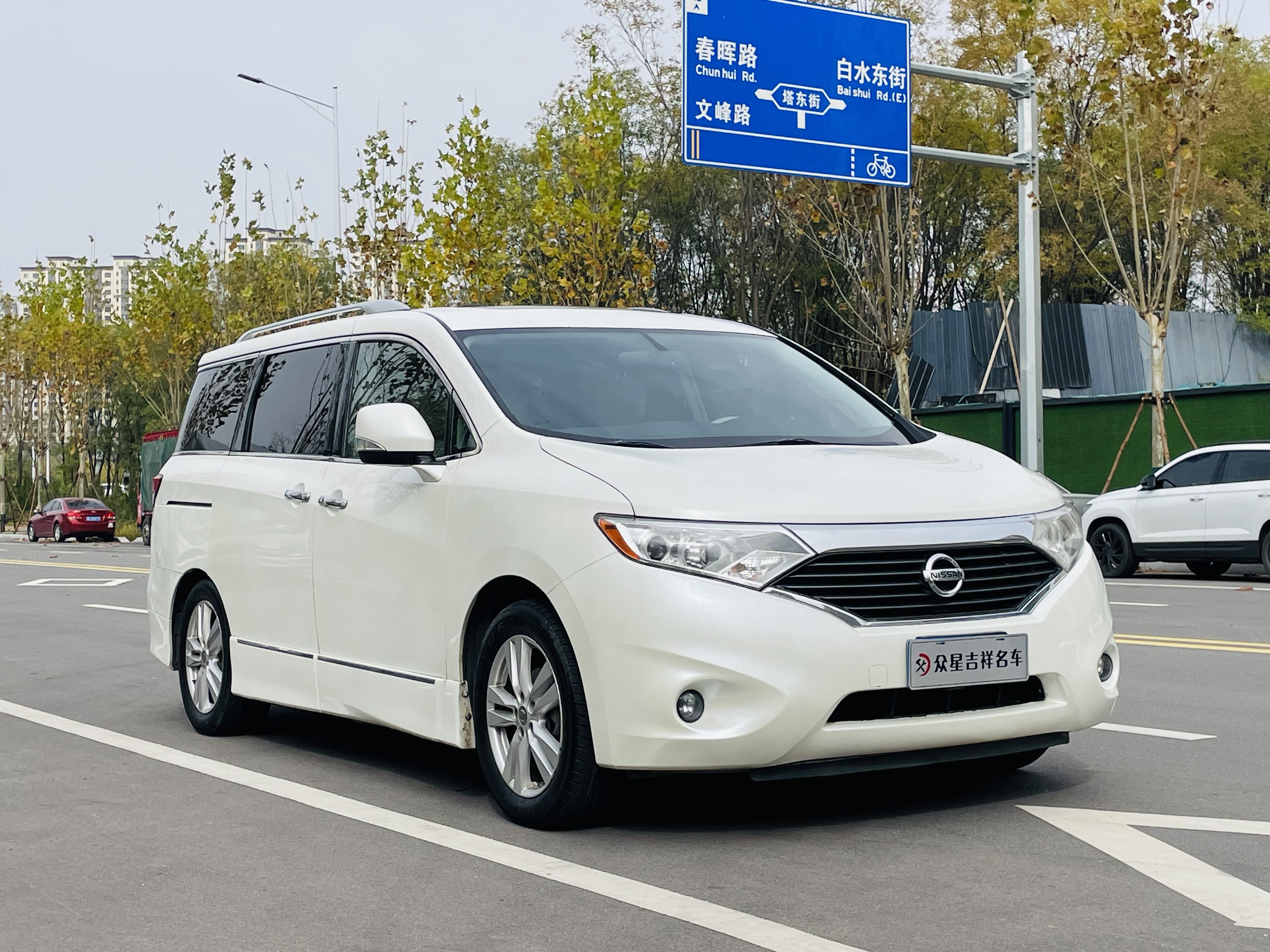 Nissan Quest 2012 汽车图片 