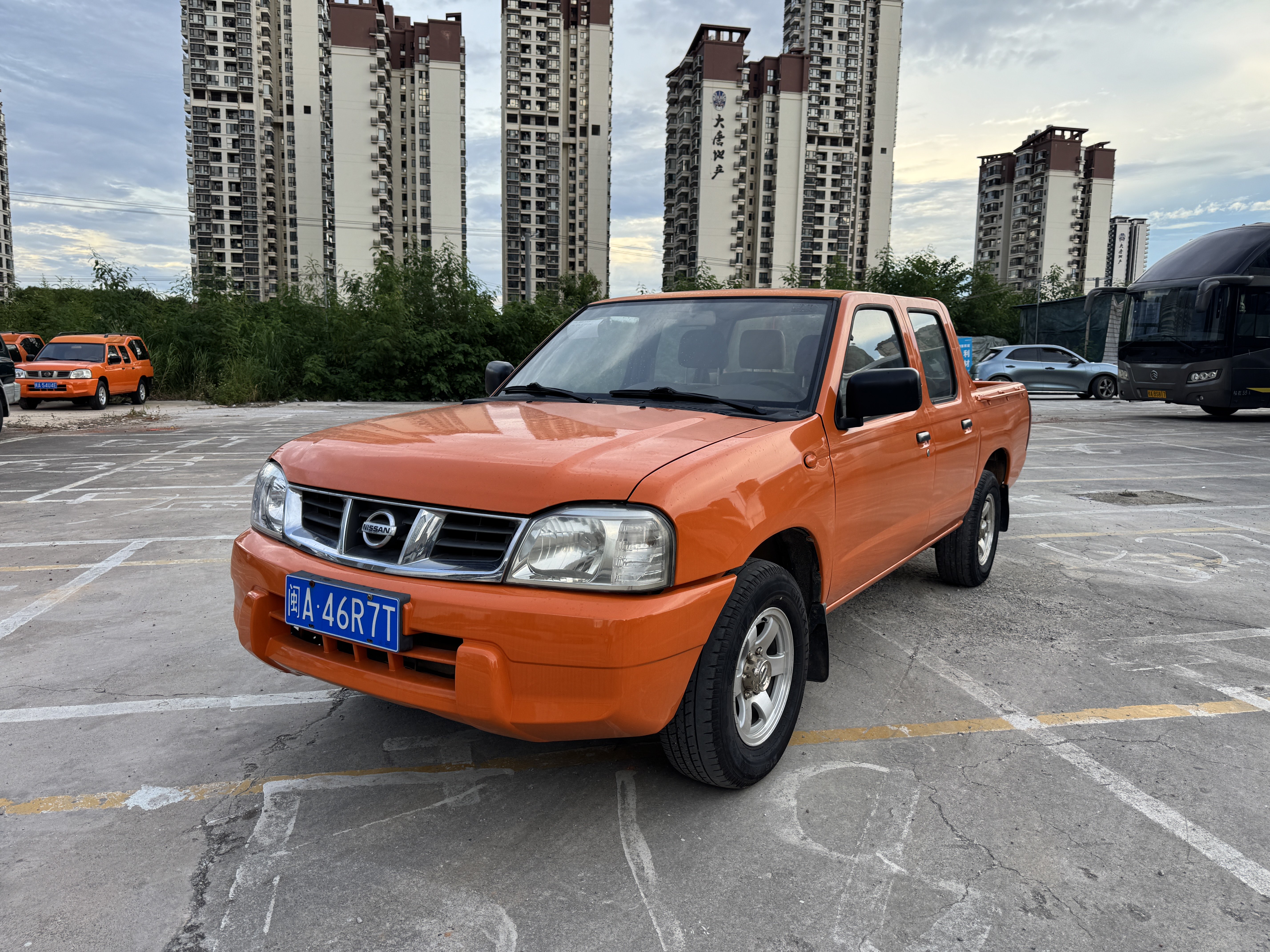 Nissan D22 2016 汽车图片 