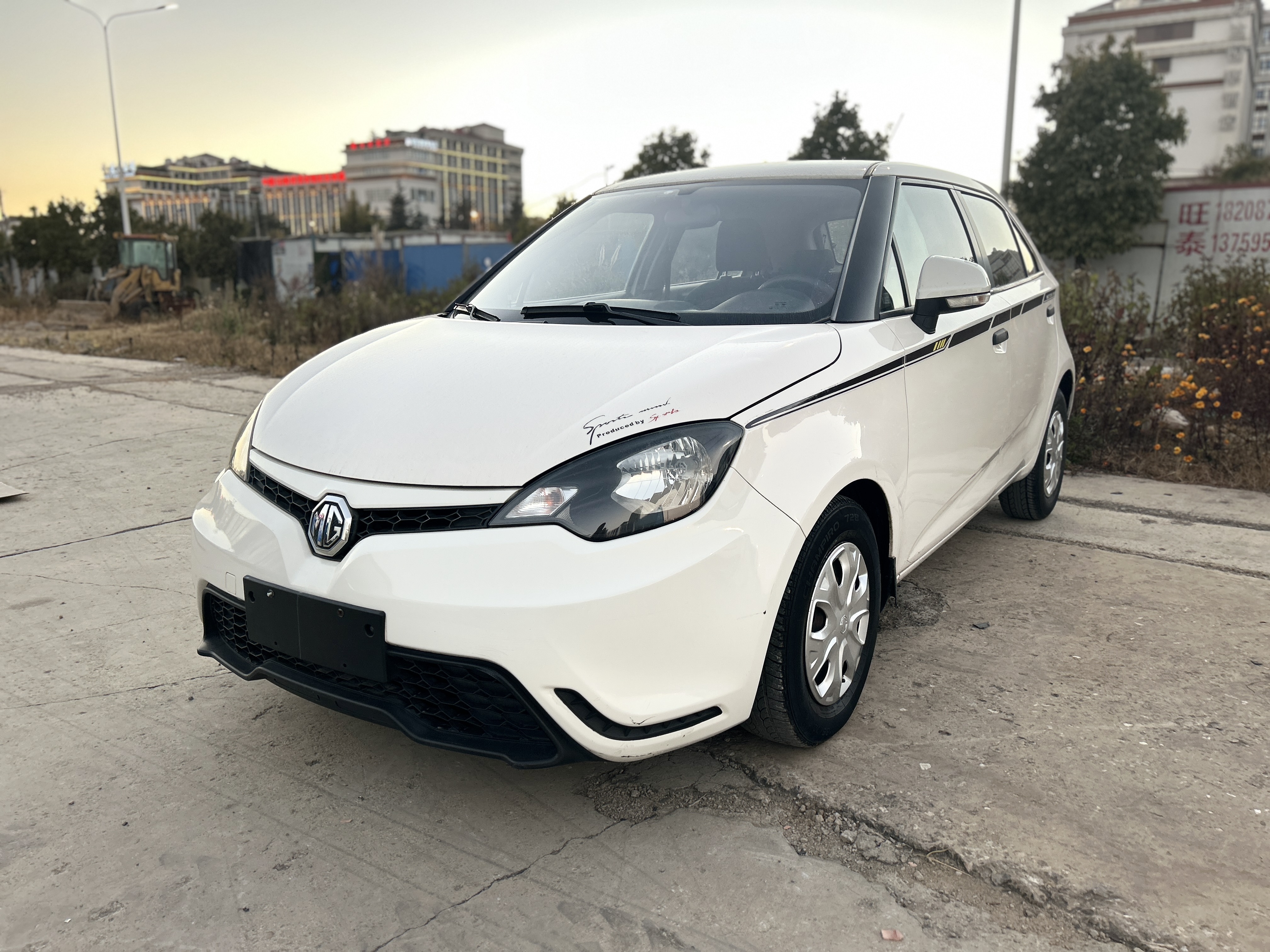 MG 3 2015 MG 3 2015 car image