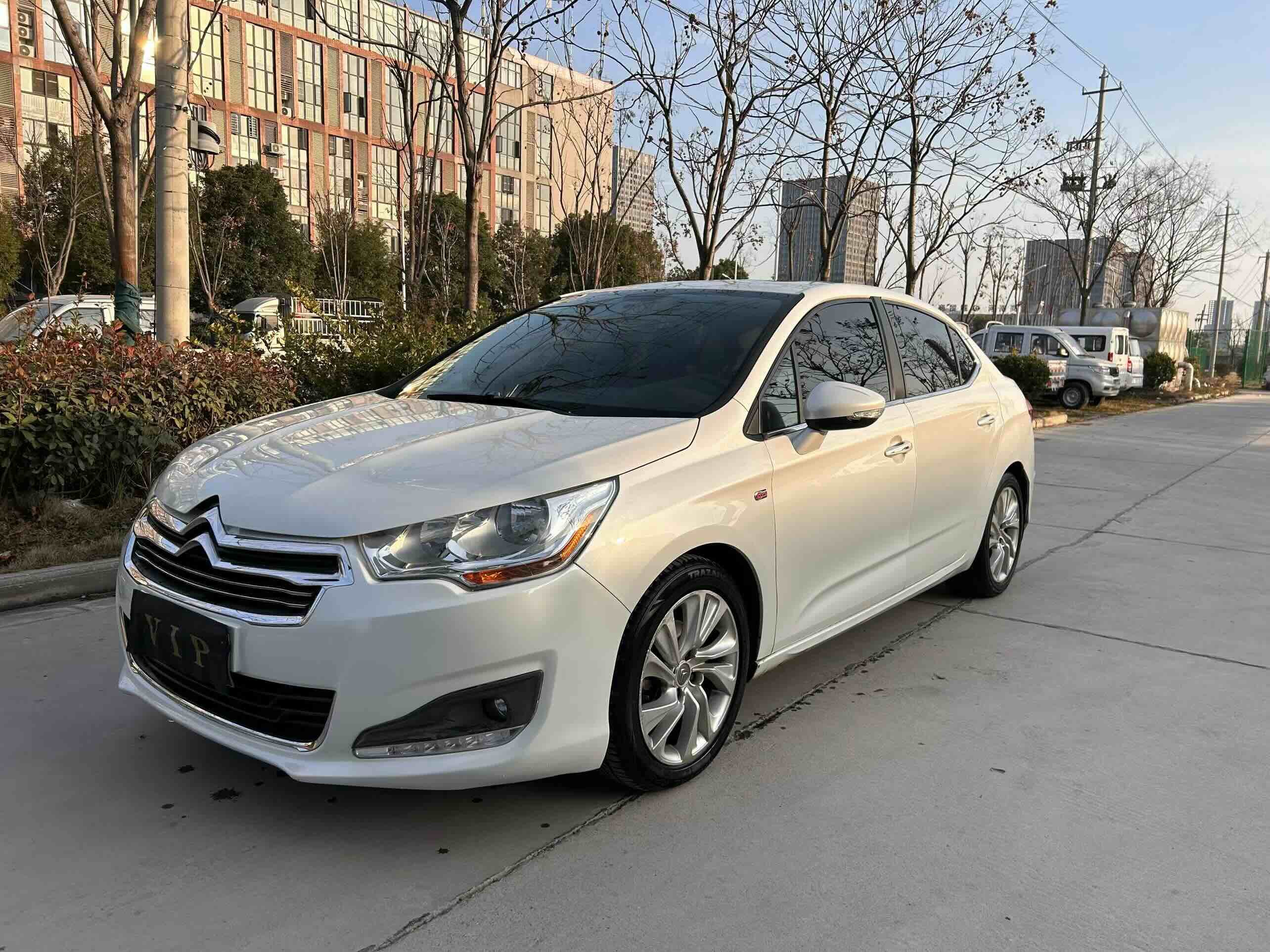 Citroen C4L 2013 car image 