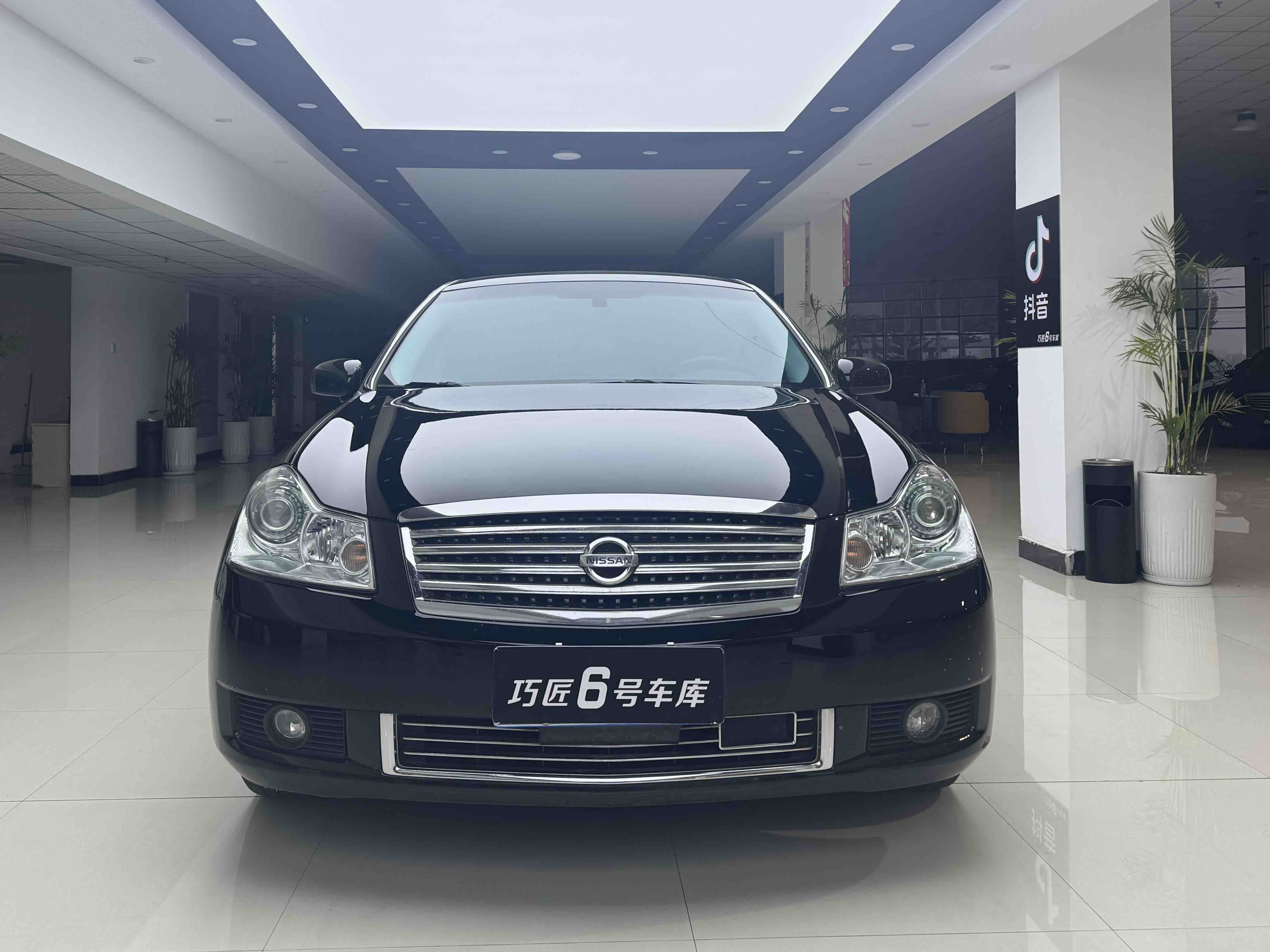 Nissan Fuga 2007 汽车图片 