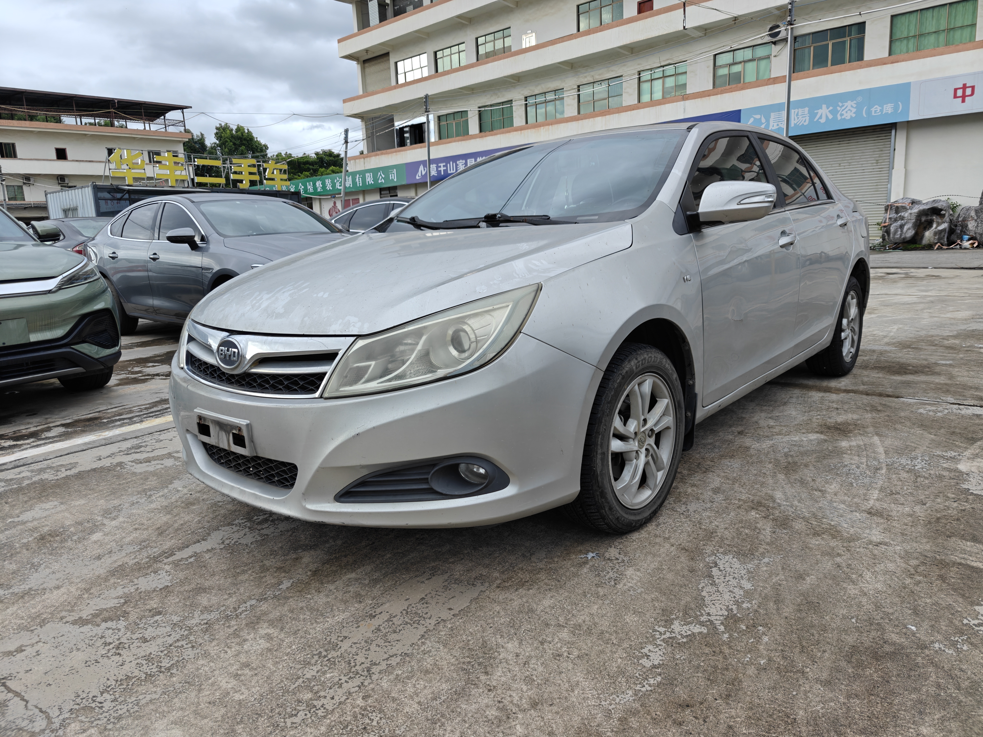 BYD SuRui 2014 car image 
