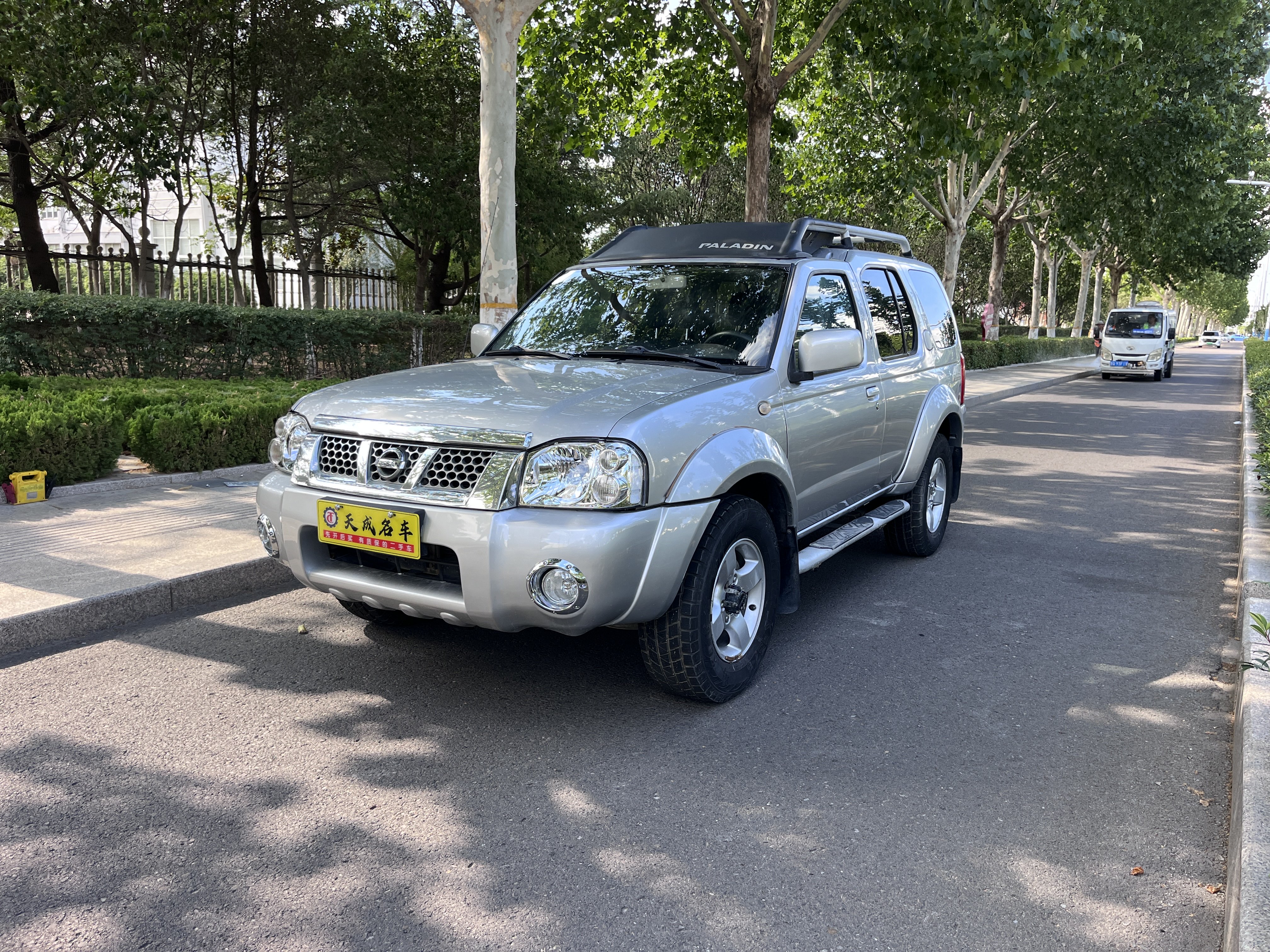 Nissan Paladin 2016 汽车图片 