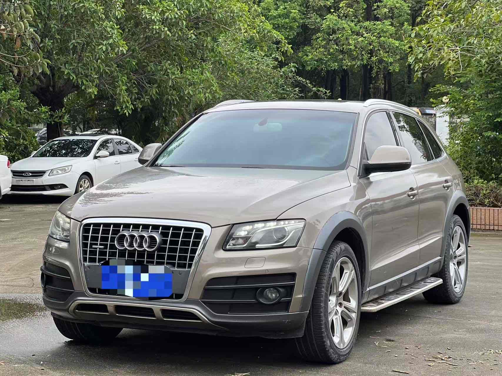 Audi Q5 (Imported) 2010 car image 