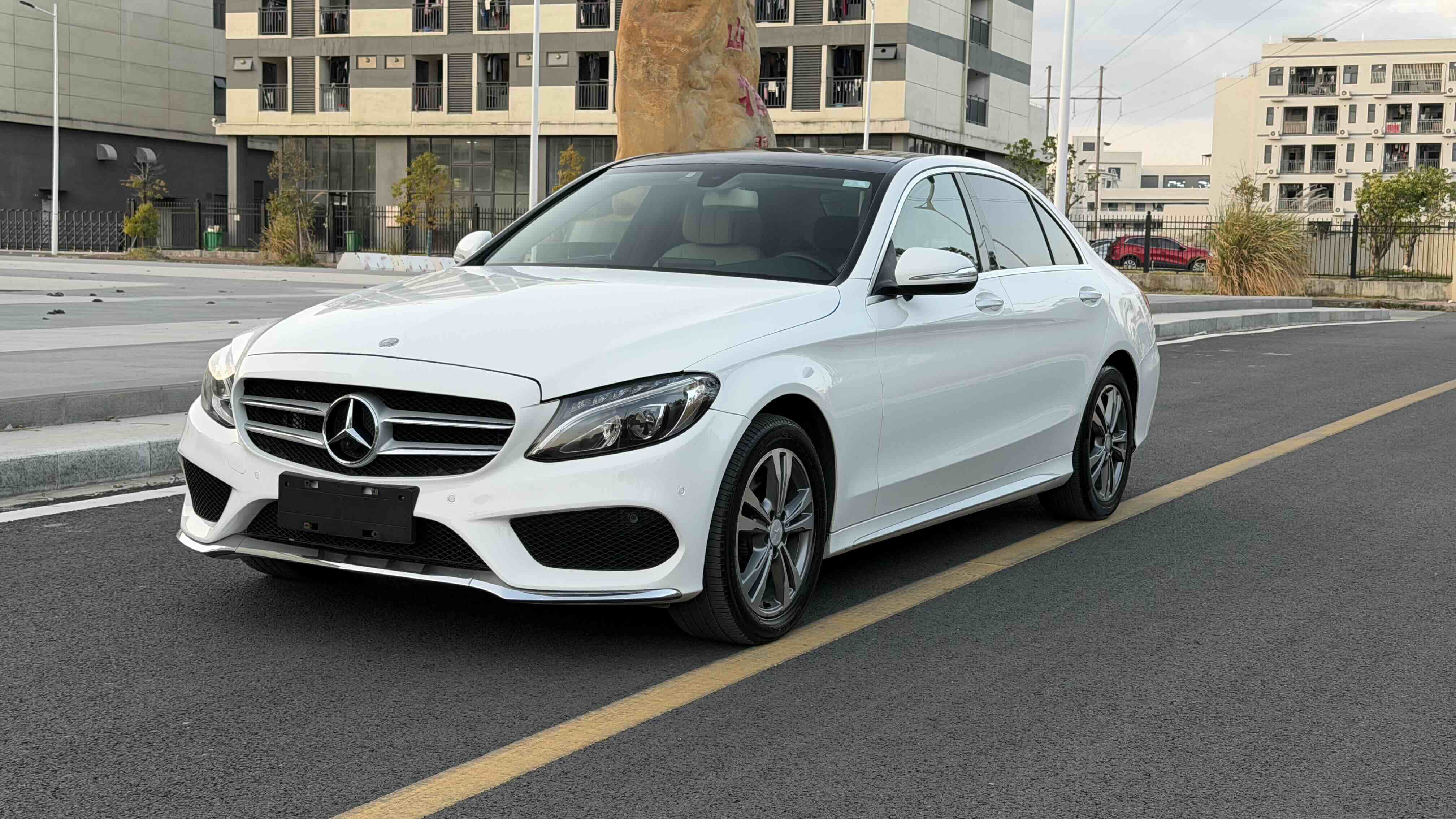Mercedes-Benz C Class 2016 car image 