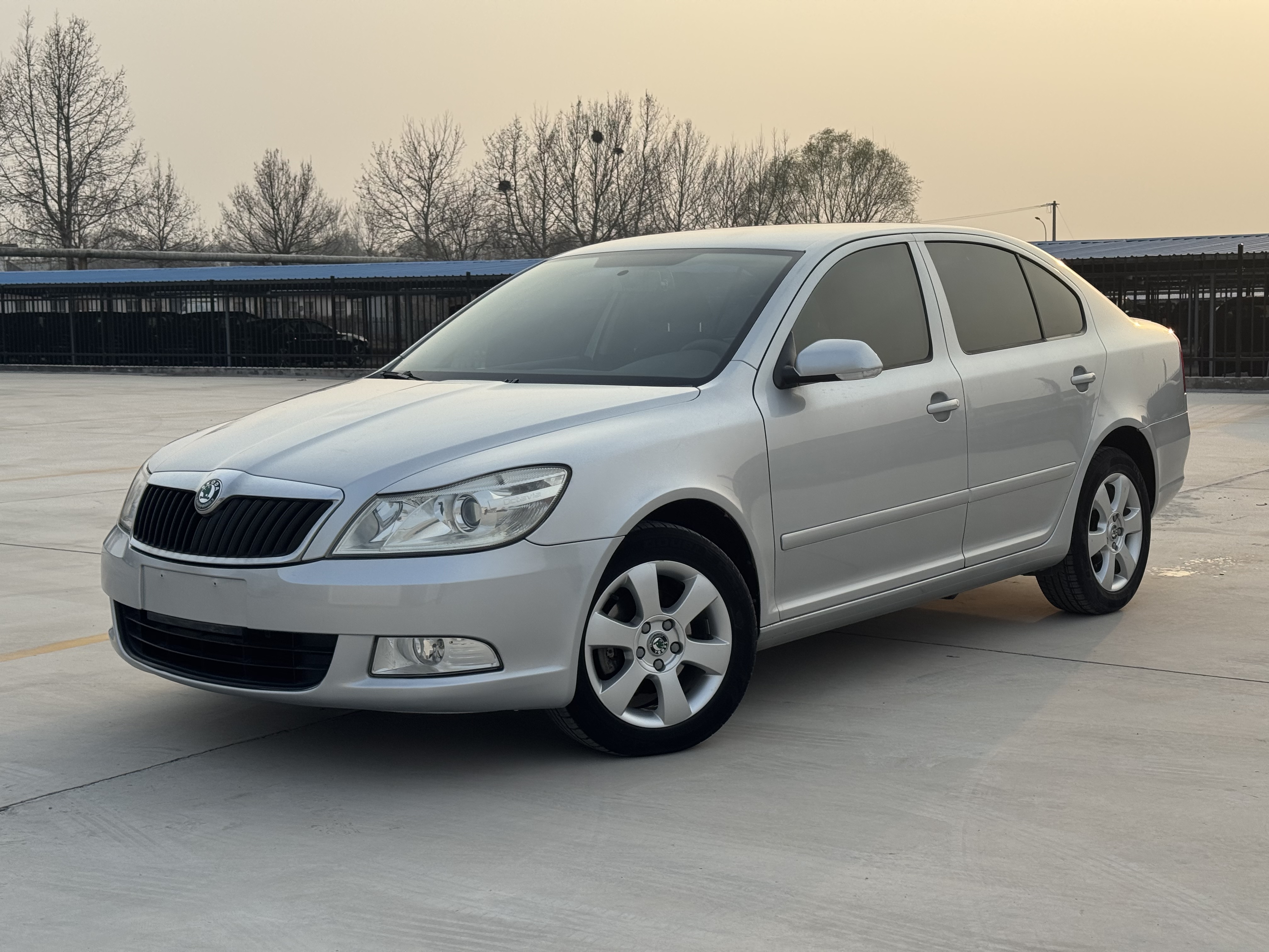 Skoda Octavia 2011 immagine di auto 