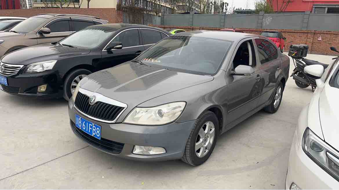 Skoda Octavia 2011 Skoda Octavia 2011 car image