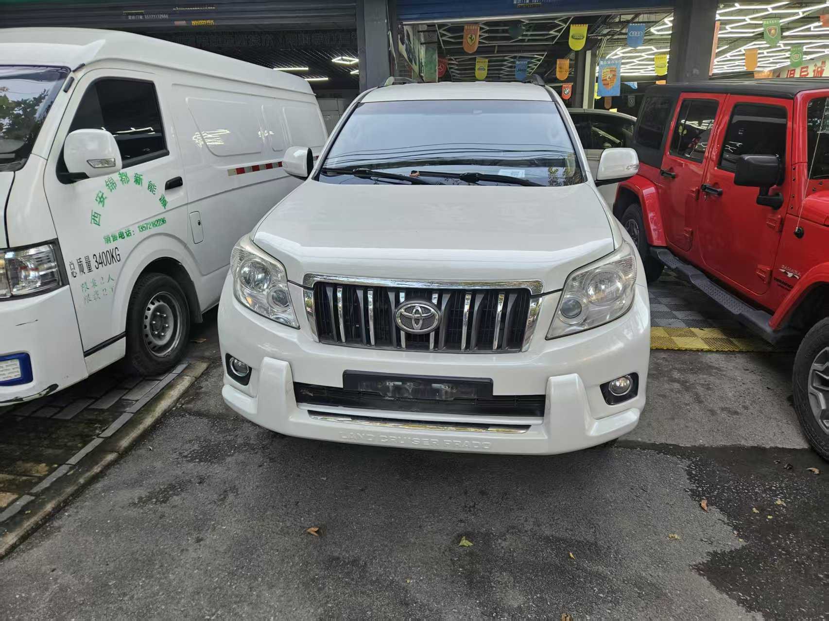 Toyota Land Cruiser Prado 2012 Toyota Land Cruiser Prado 2012 汽车图片