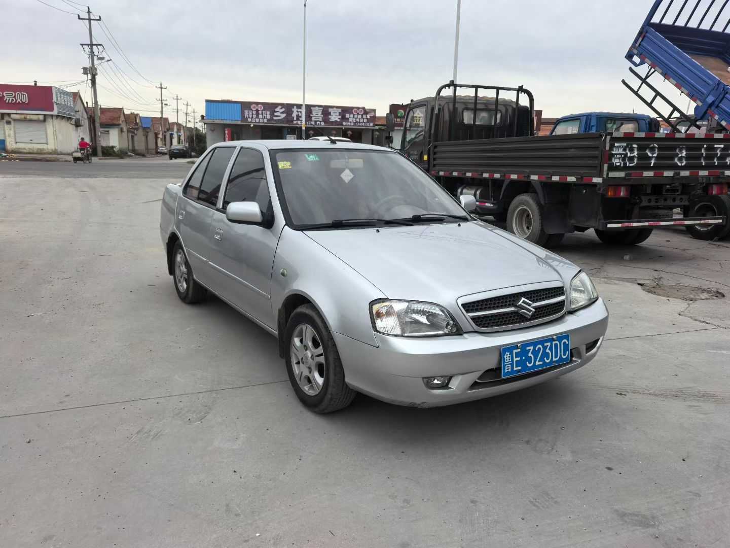 Suzuki Cultus 2009 汽车图片 