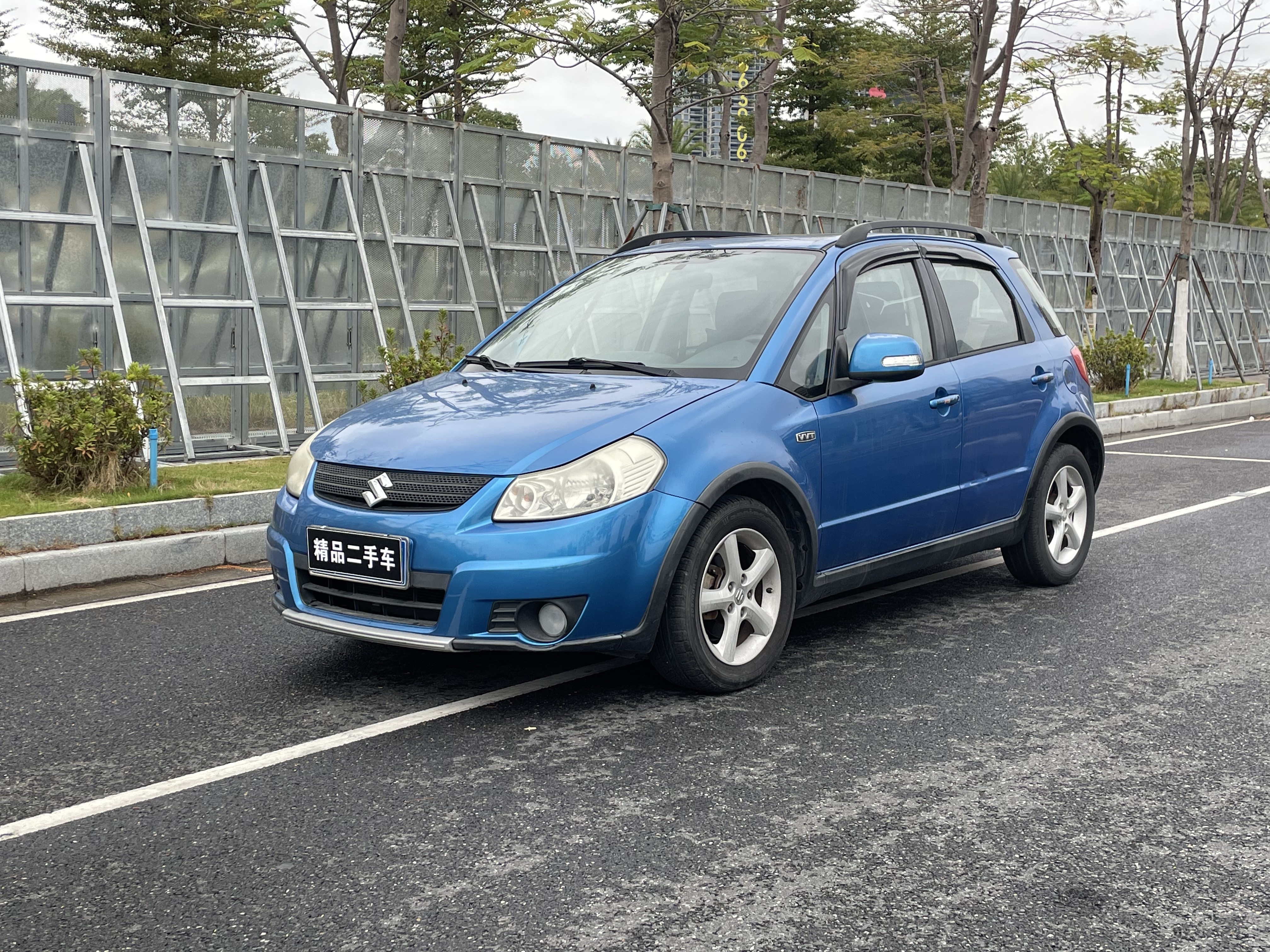 Suzuki SX4 2011 汽车图片 