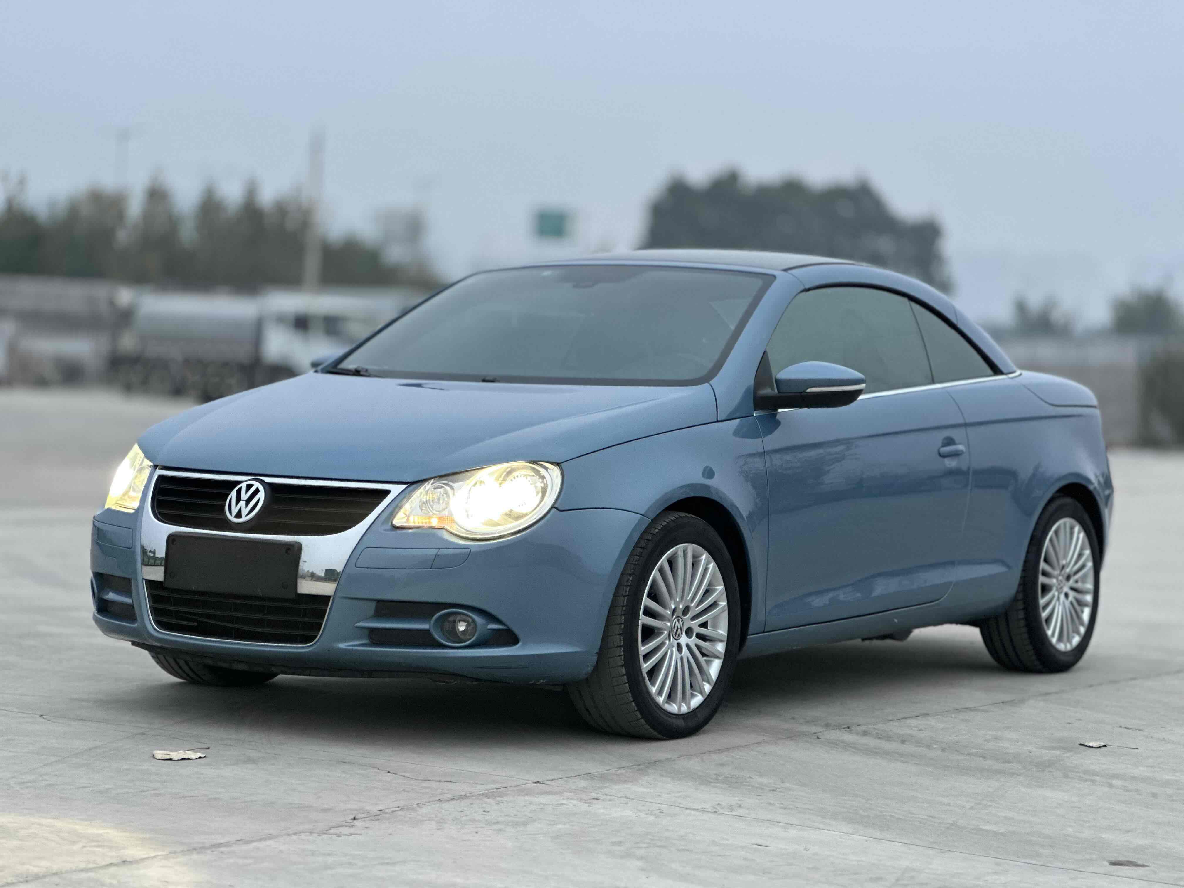 Volkswagen Eos 2009 immagine di auto 