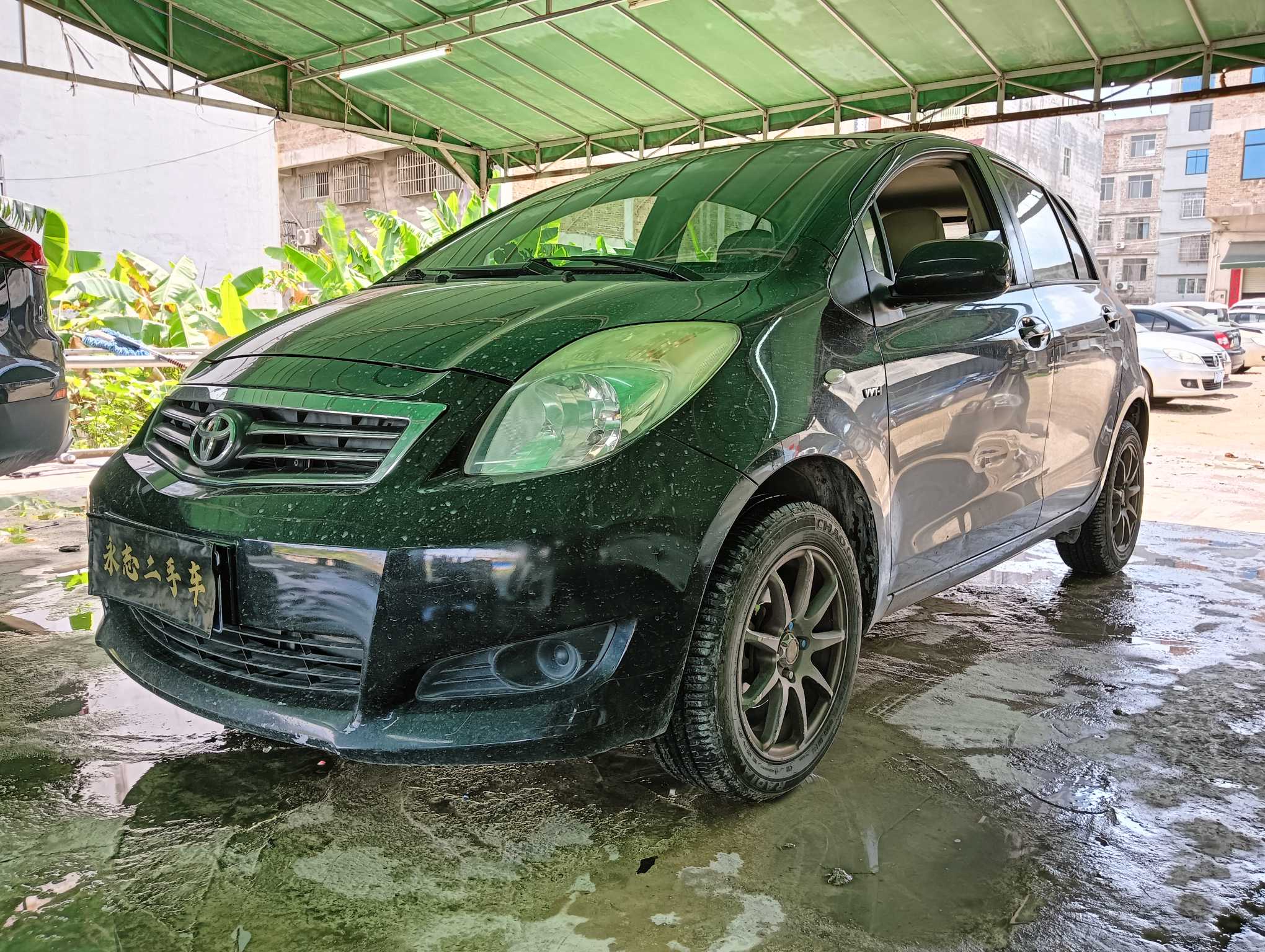 Yaris 2011 Yaris 2011 immagine di auto