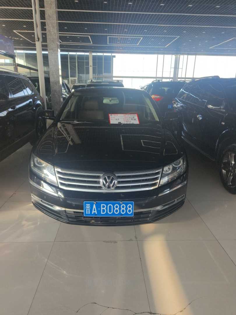 Volkswagen Pheaton 2012 Volkswagen Pheaton 2012 immagine di auto